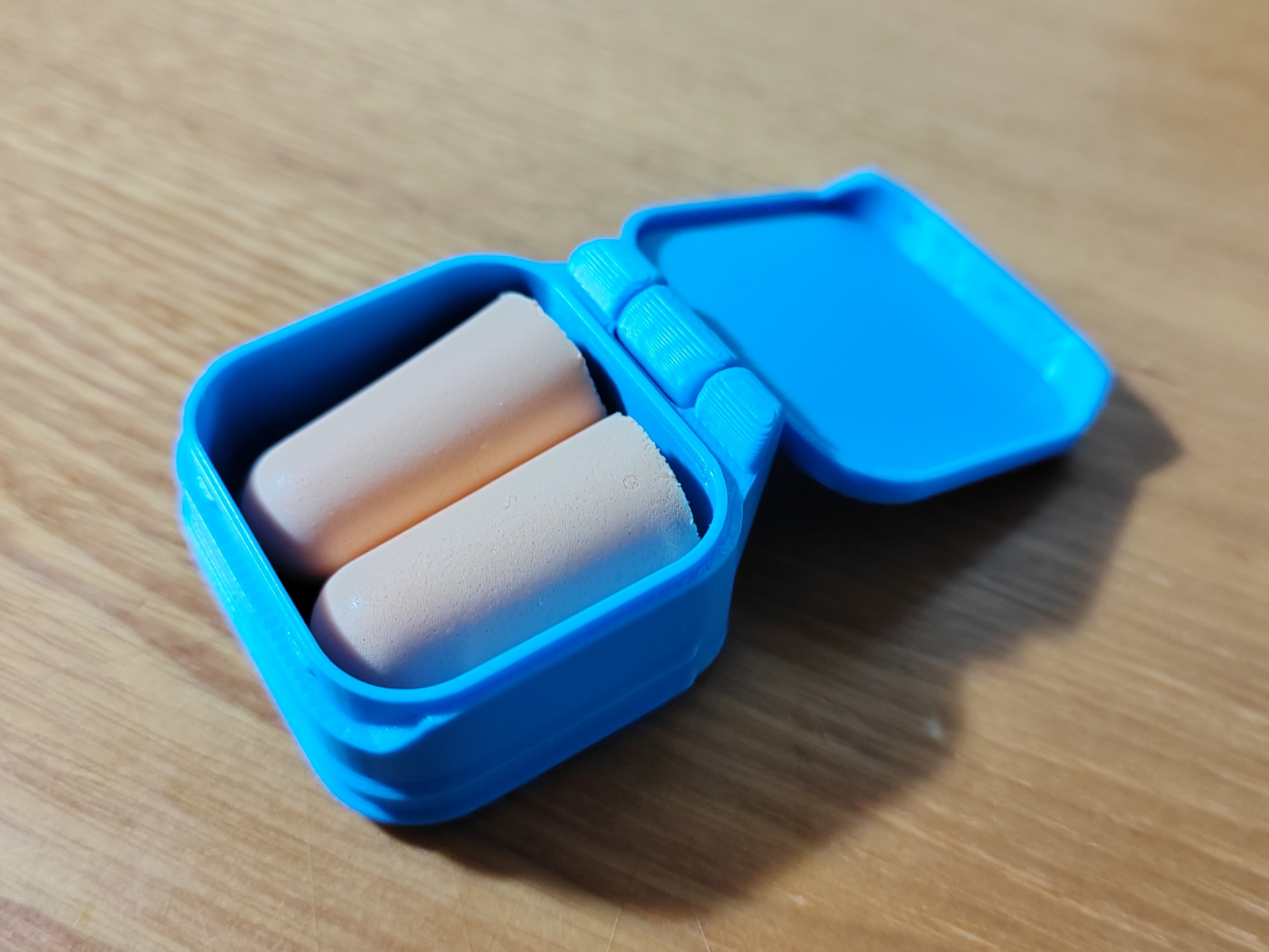 极简耳塞盒(仅7.5克,100%3D打印,尾料收割)