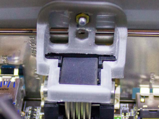VGA connector holder for repair