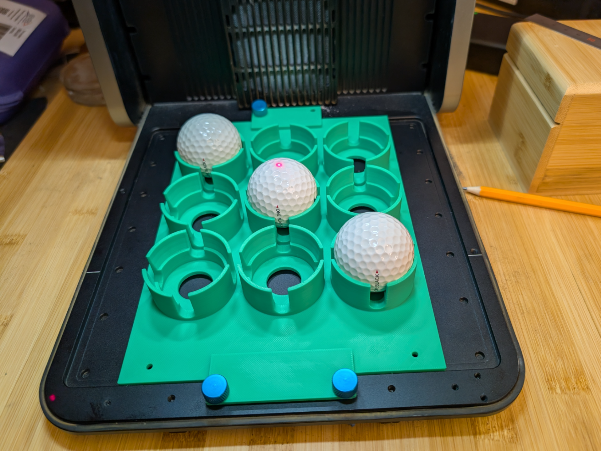 WeCreat Lumos Ultra Golf Ball Jig
