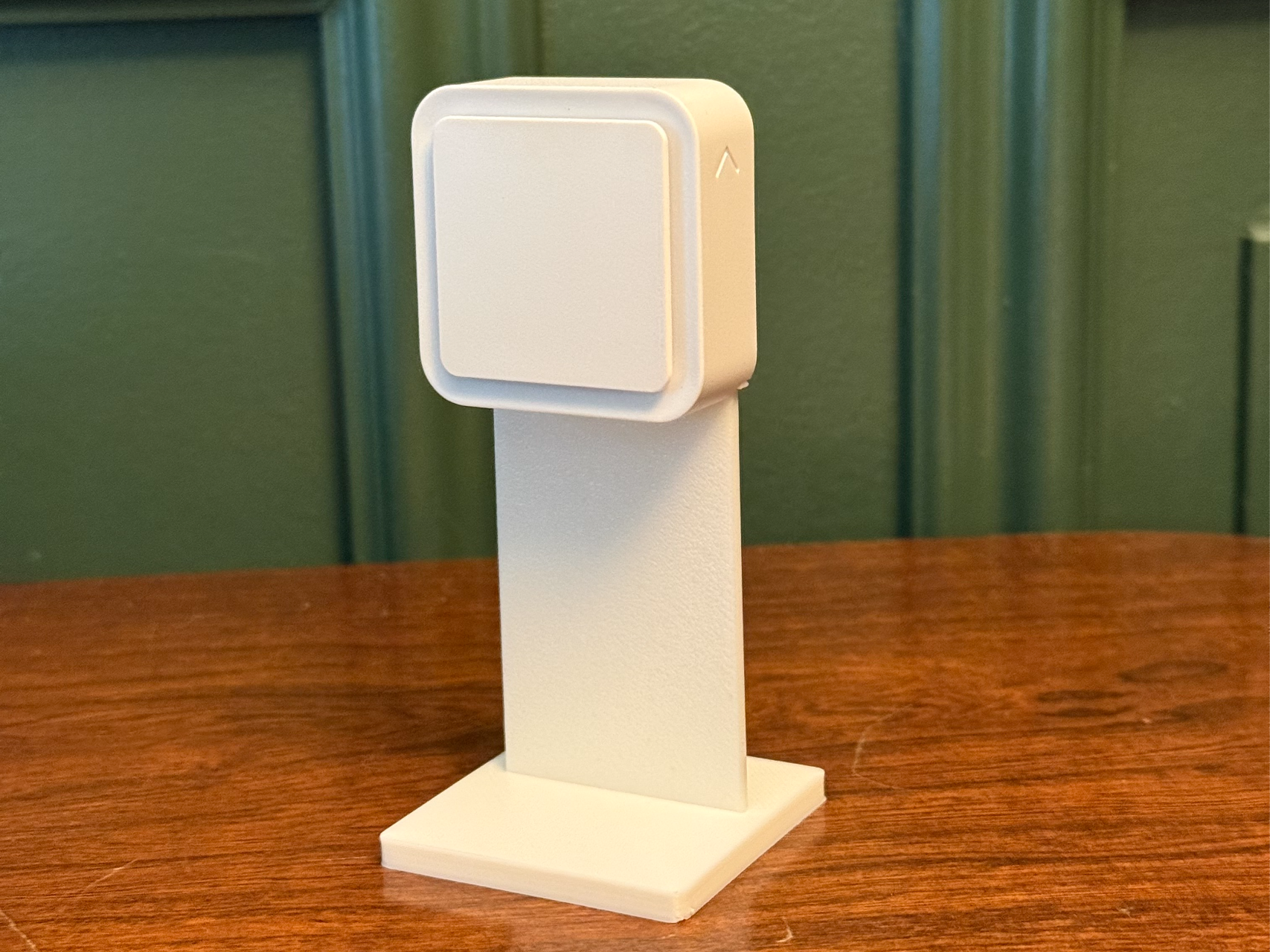 Desktop stand for Daikin One Wireless Sensor