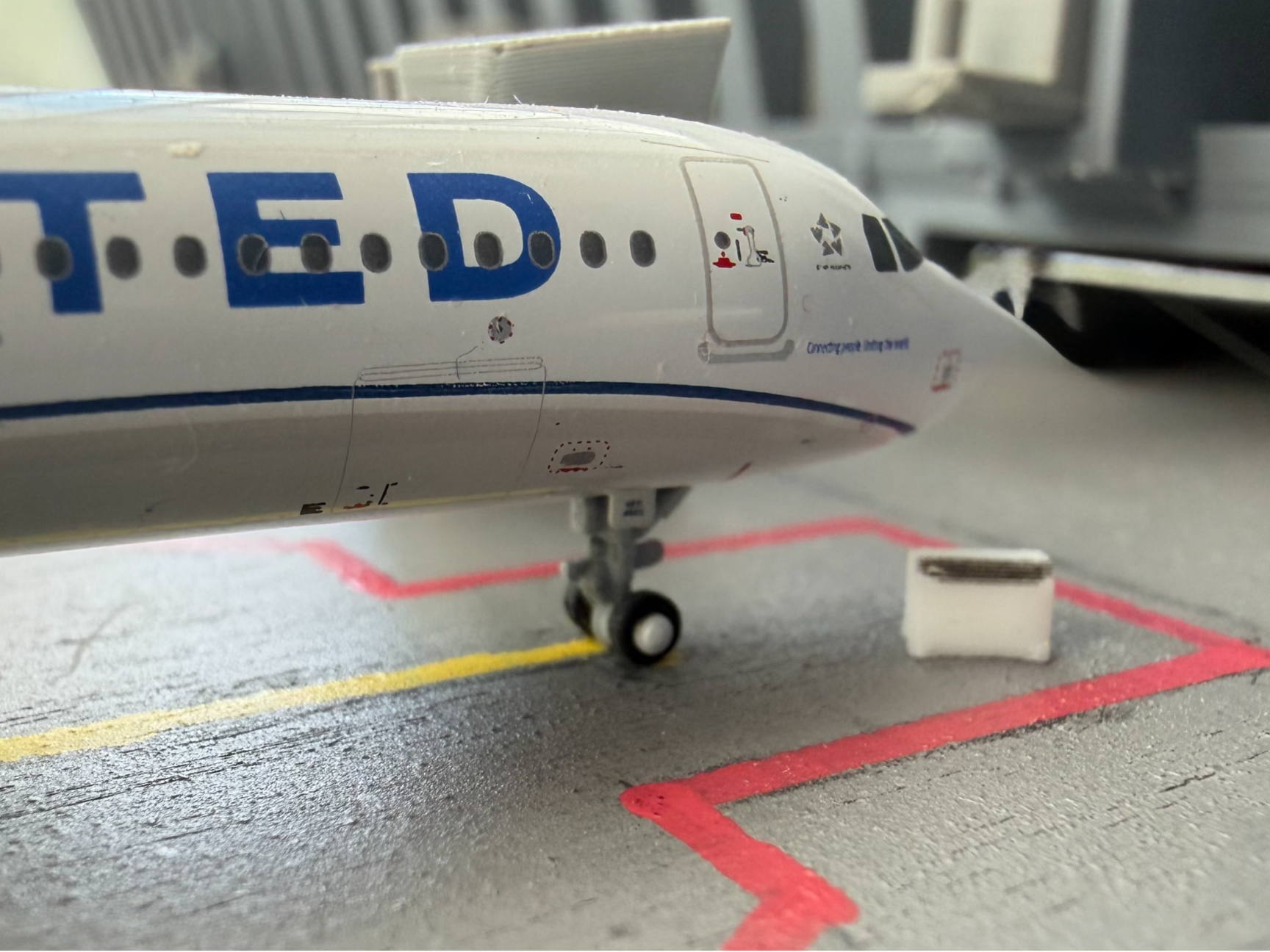 1/400 Scale Ground power unit for model airports 
