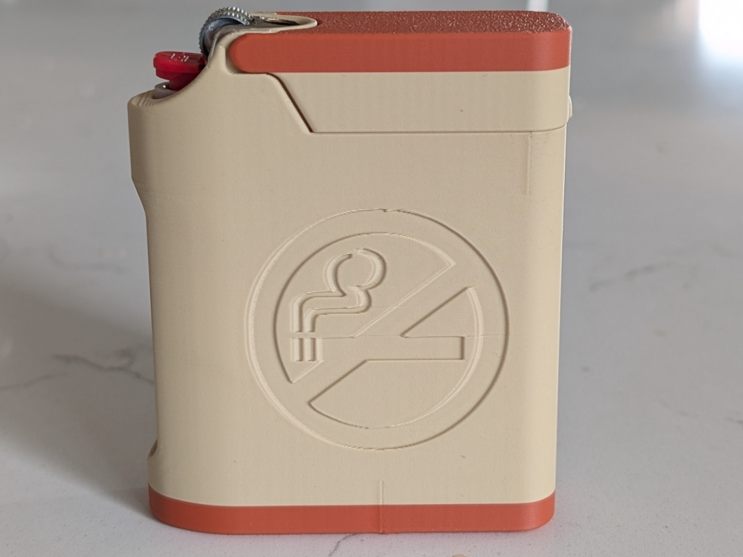 Cigarette & Lighter Case - Bic and 8 Smokes locks
