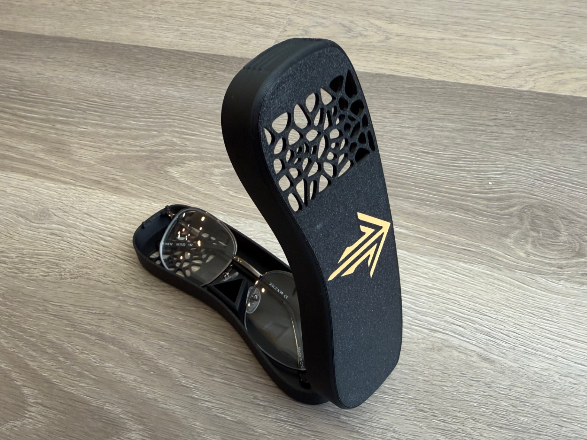 Snapfit designer glasses case