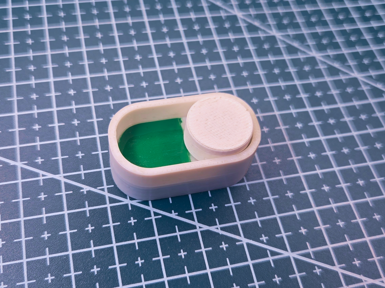 Magnetic iOS Toggle Switch — Desk Fidget