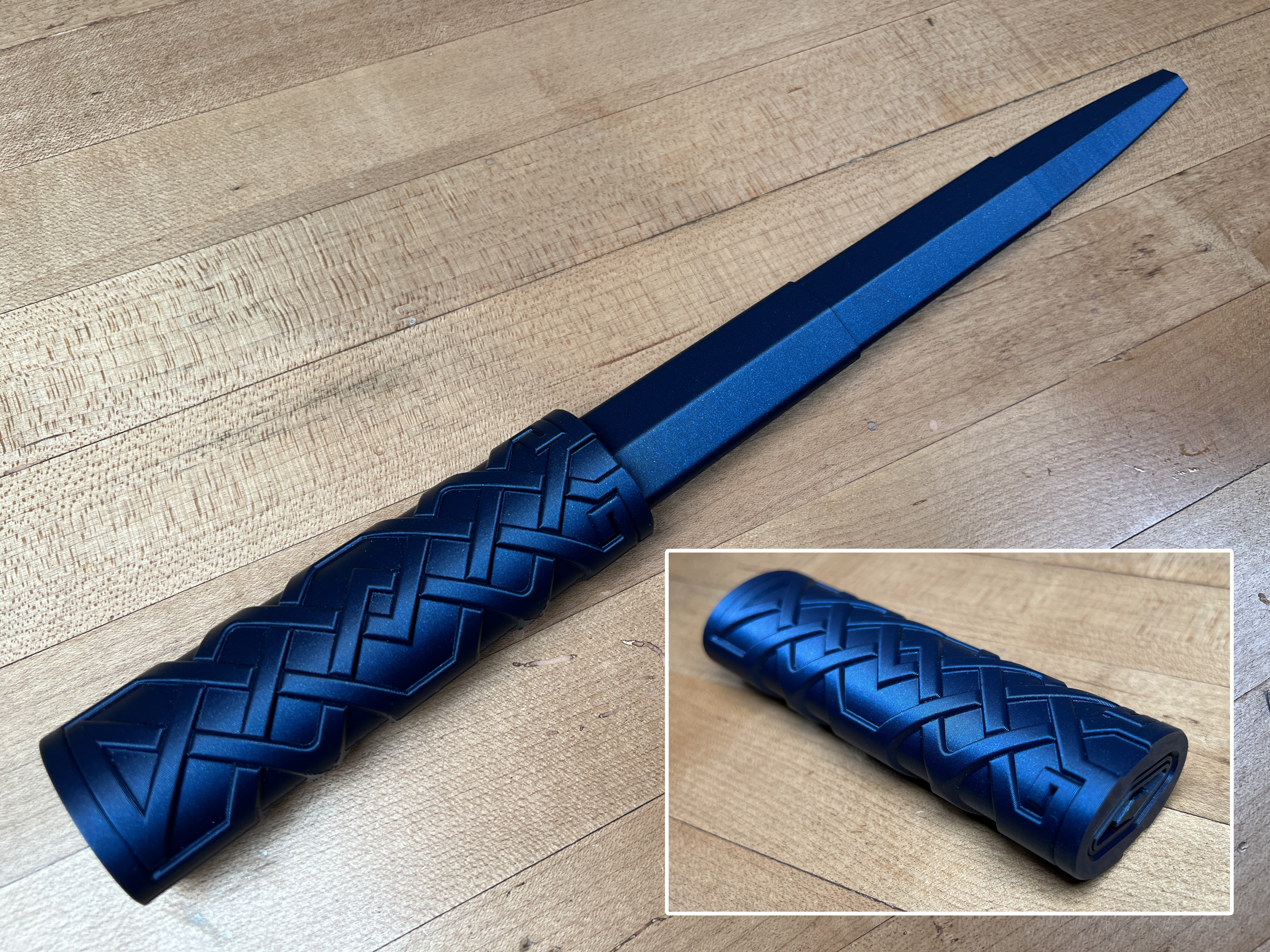 Collapsing Celtic Dagger
