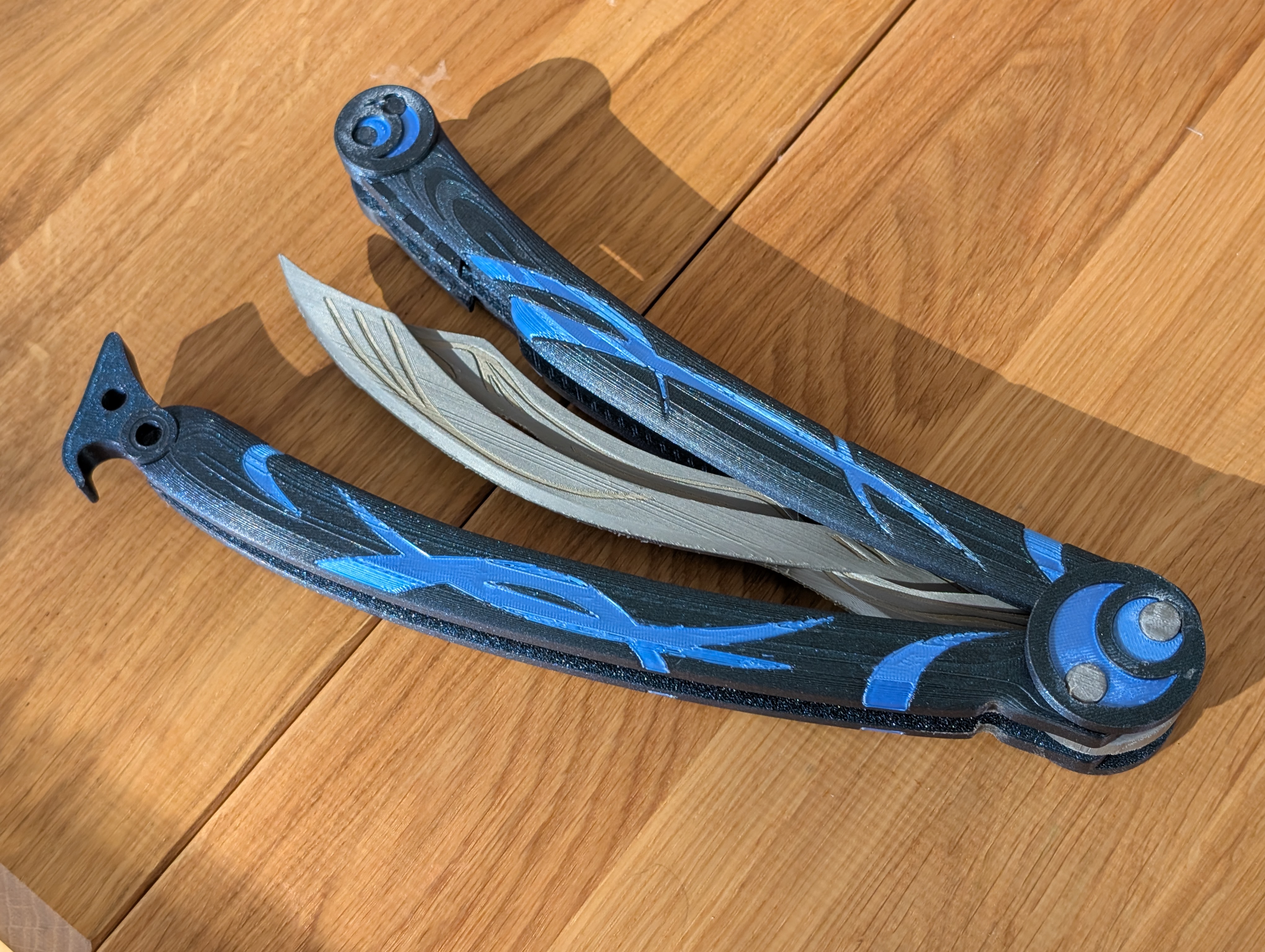 Rayla's Balisong/Balisword Daggers from The Dragon Prince