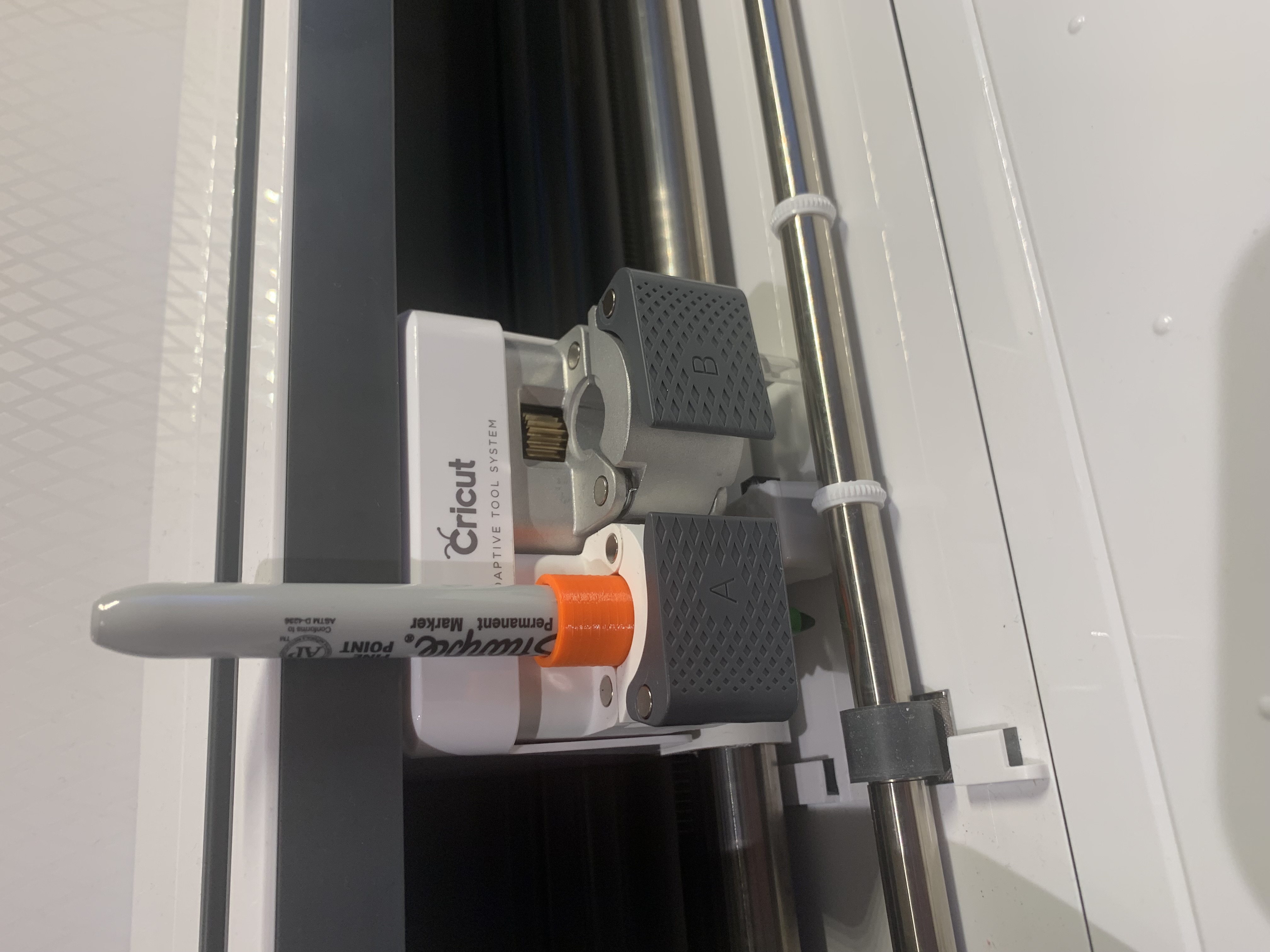 Cricut Sharpie pen adapter