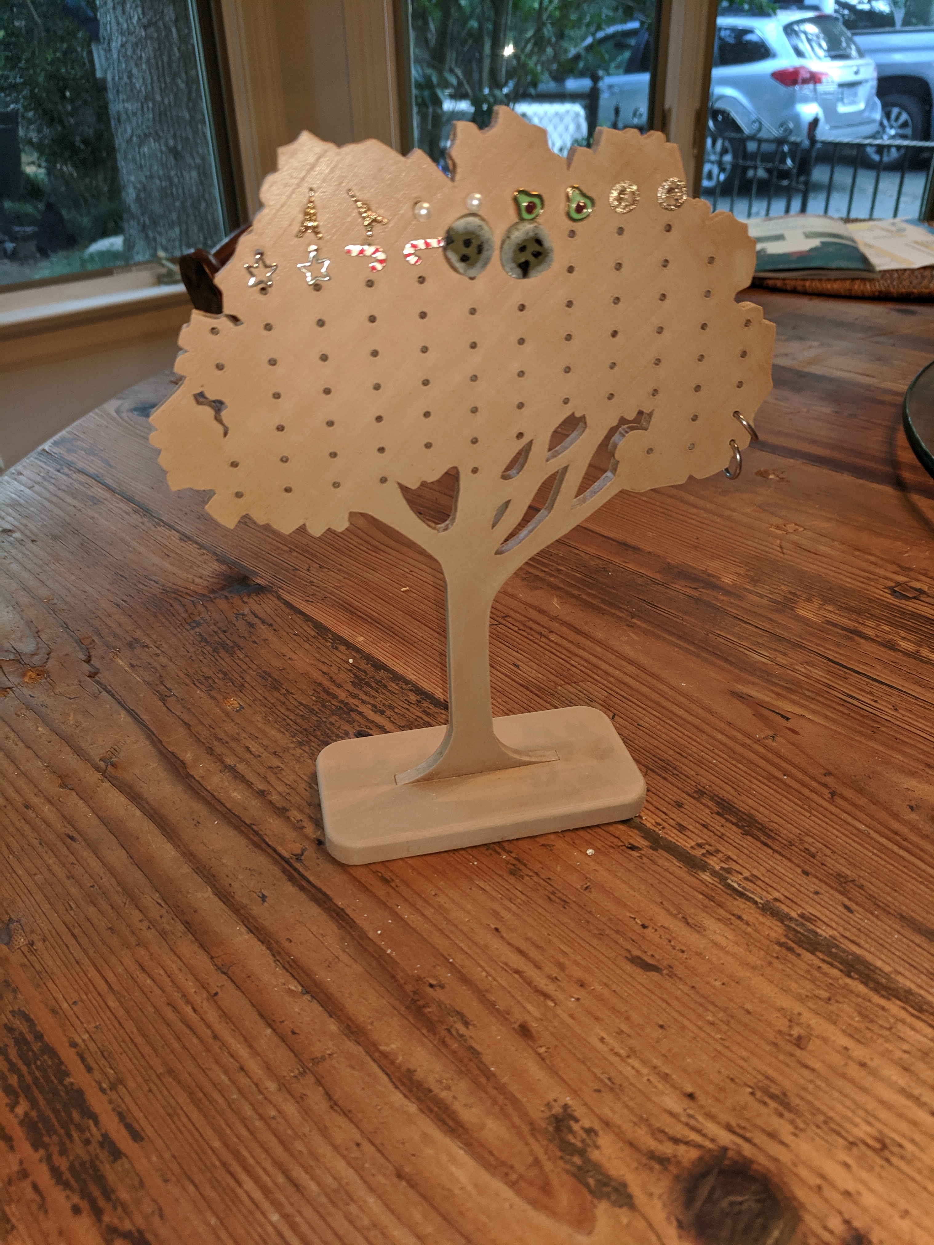 Tree earing holder