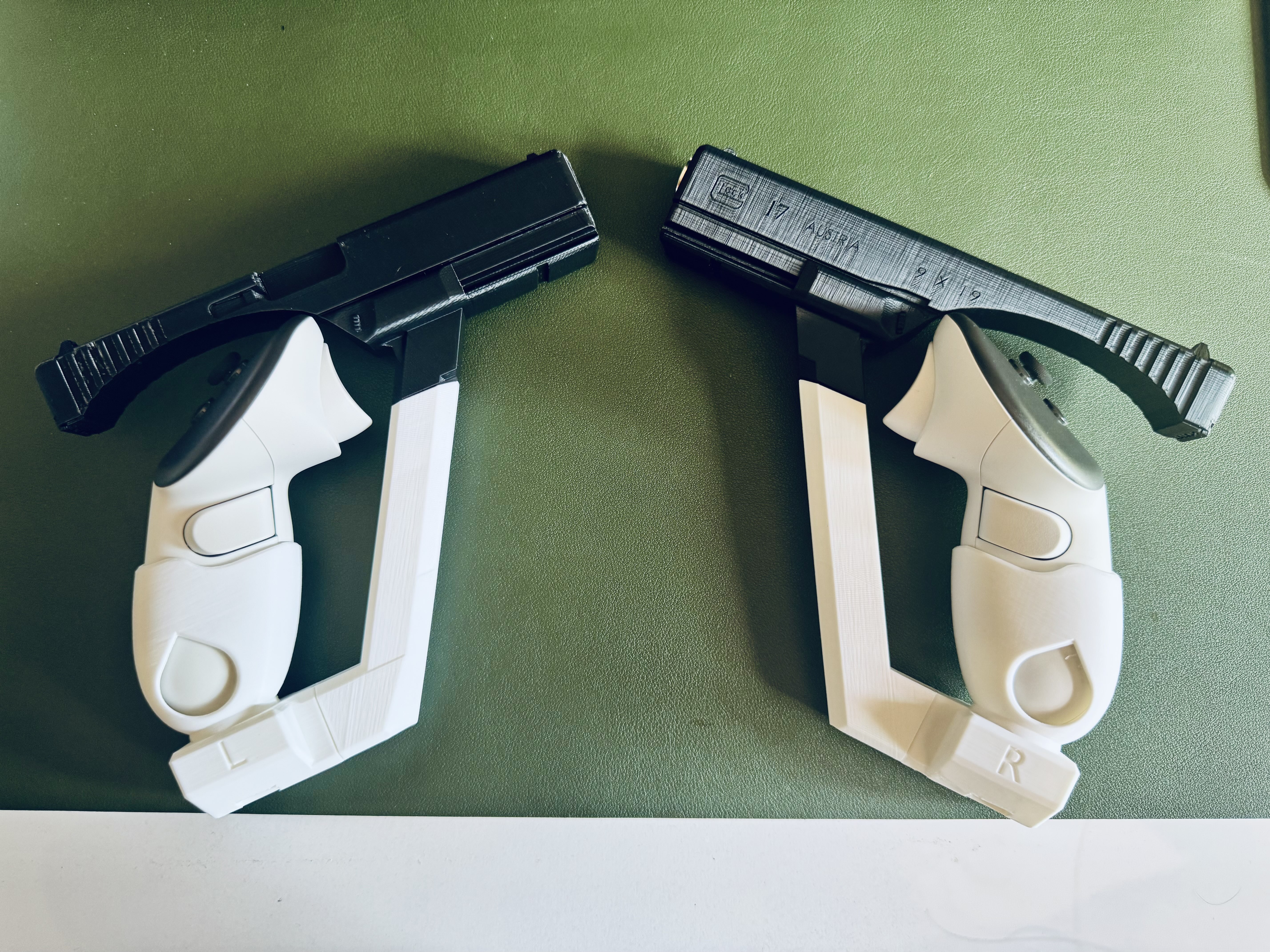 Dual Pistol Magnetic Gunstock for Meta Quest 3