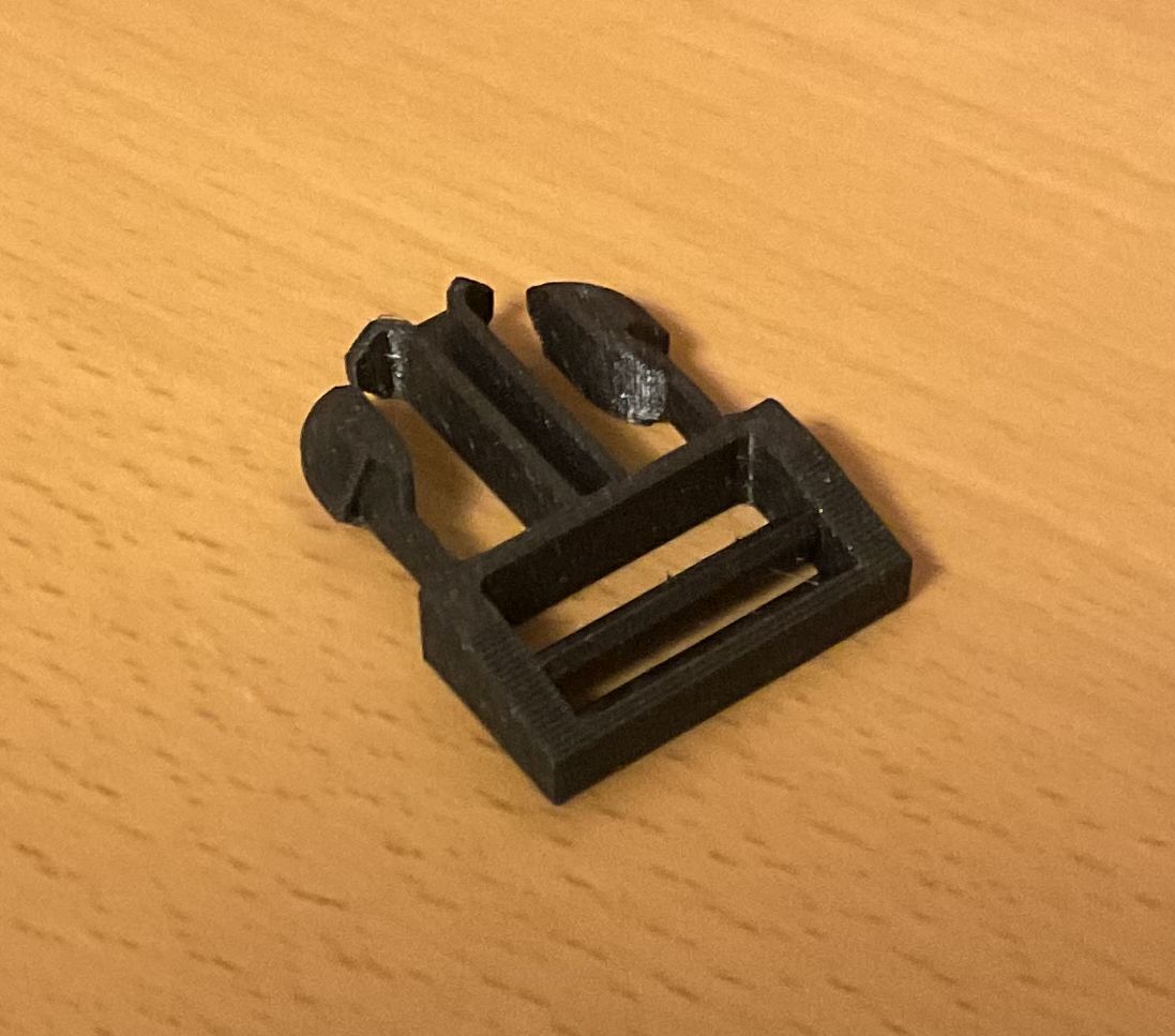 Backpack buckle