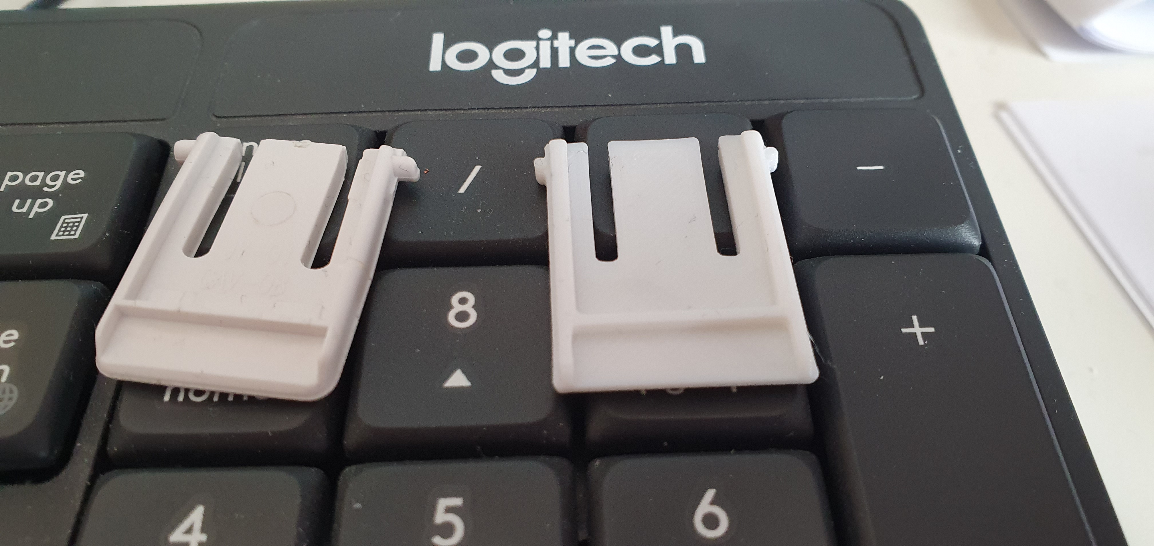 Logitech keyboard feet (k375s and others)