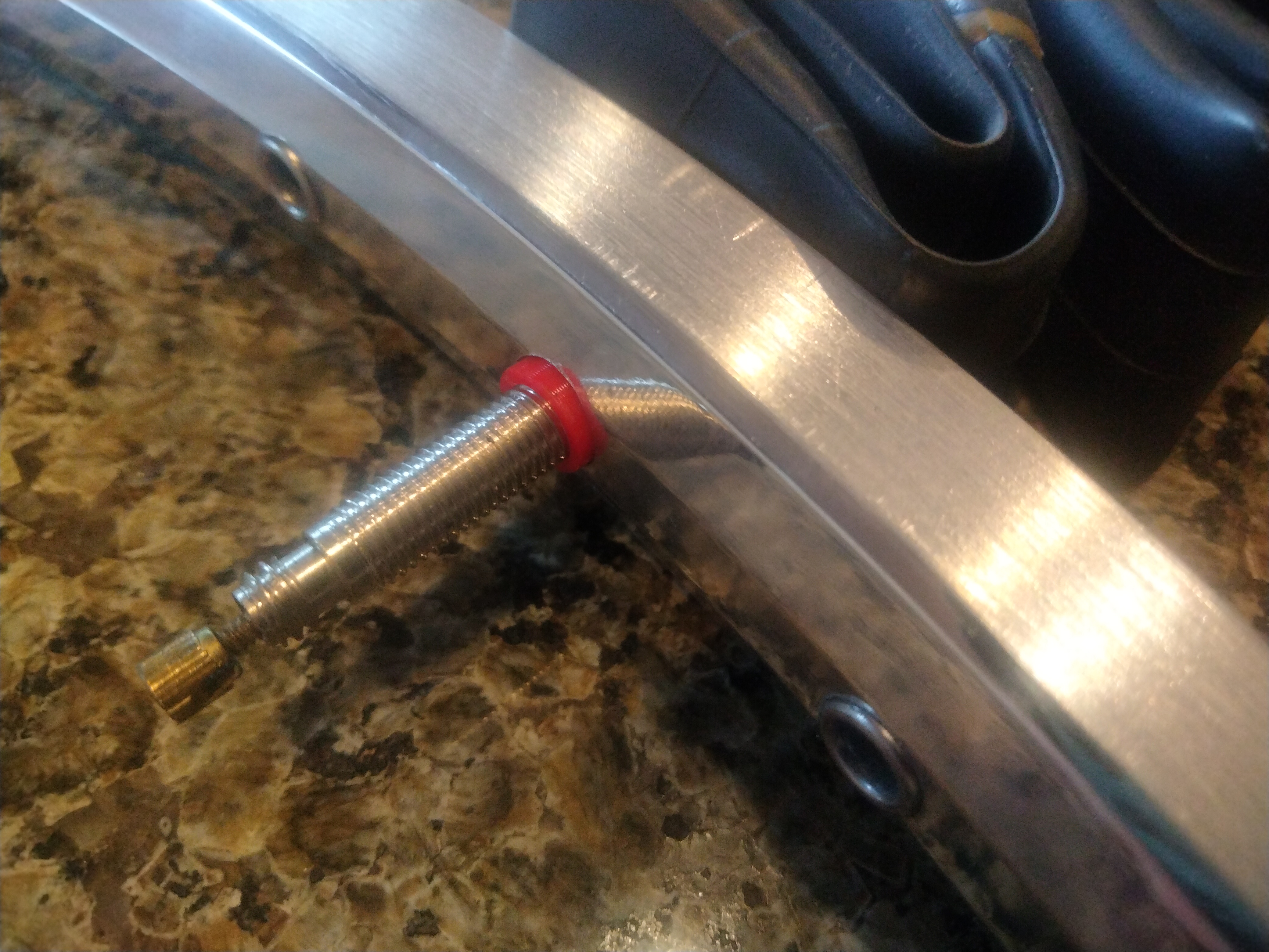 Schrader to Presta Valve Rim Hole Adapter / Grommet