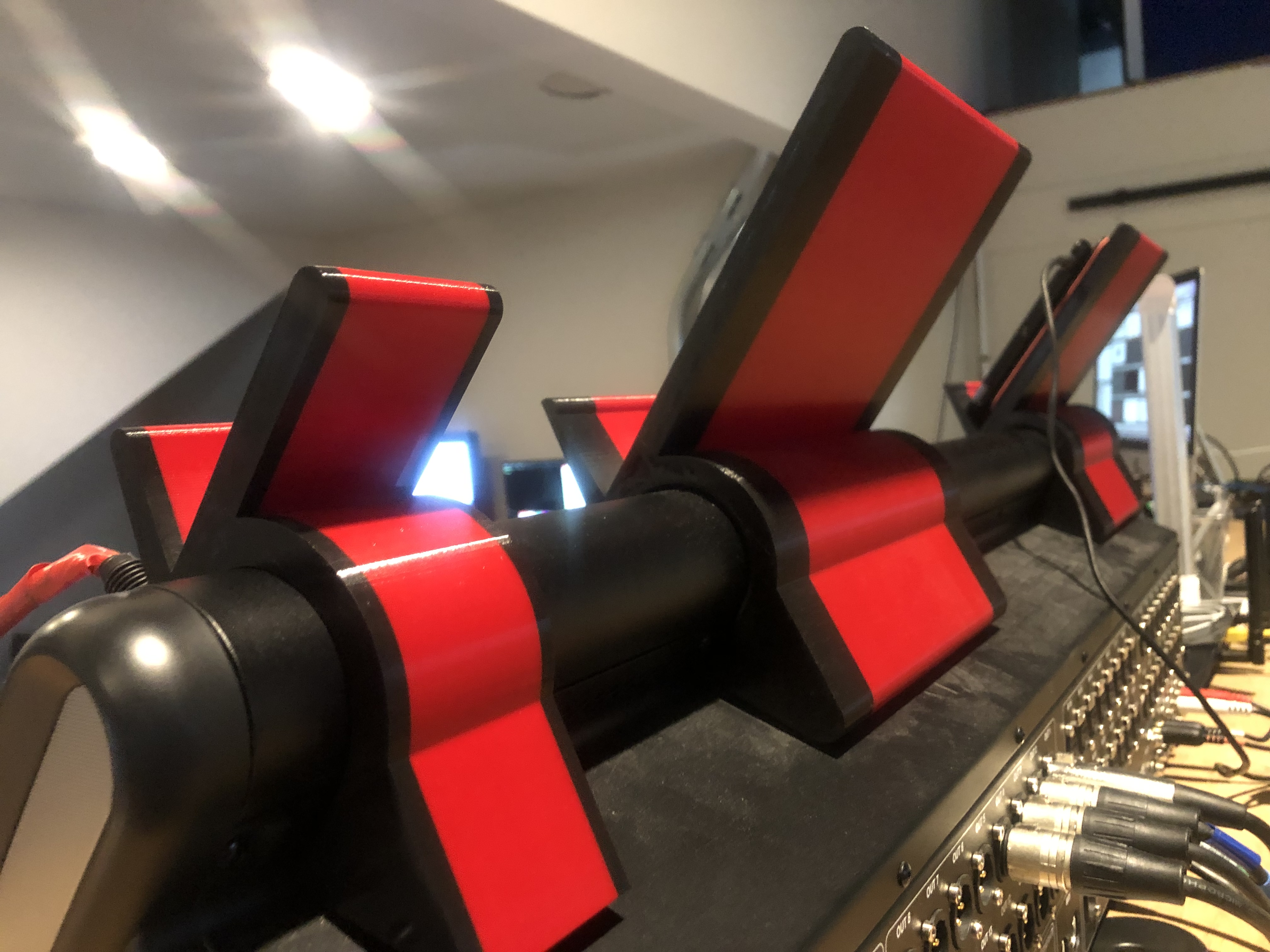 Ipad Stand for Midas M32 Soundboard