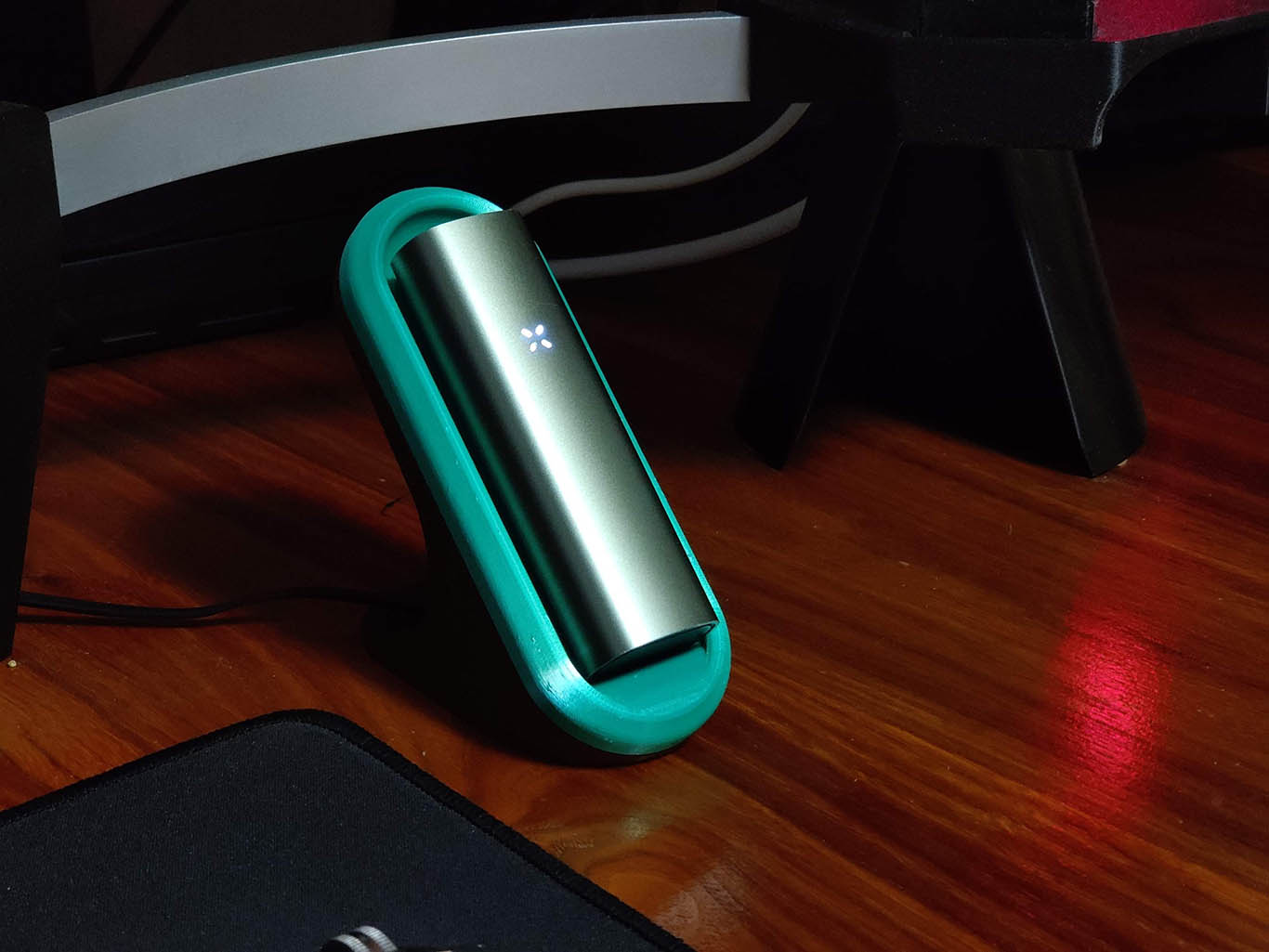PAX 3 Charging Stand