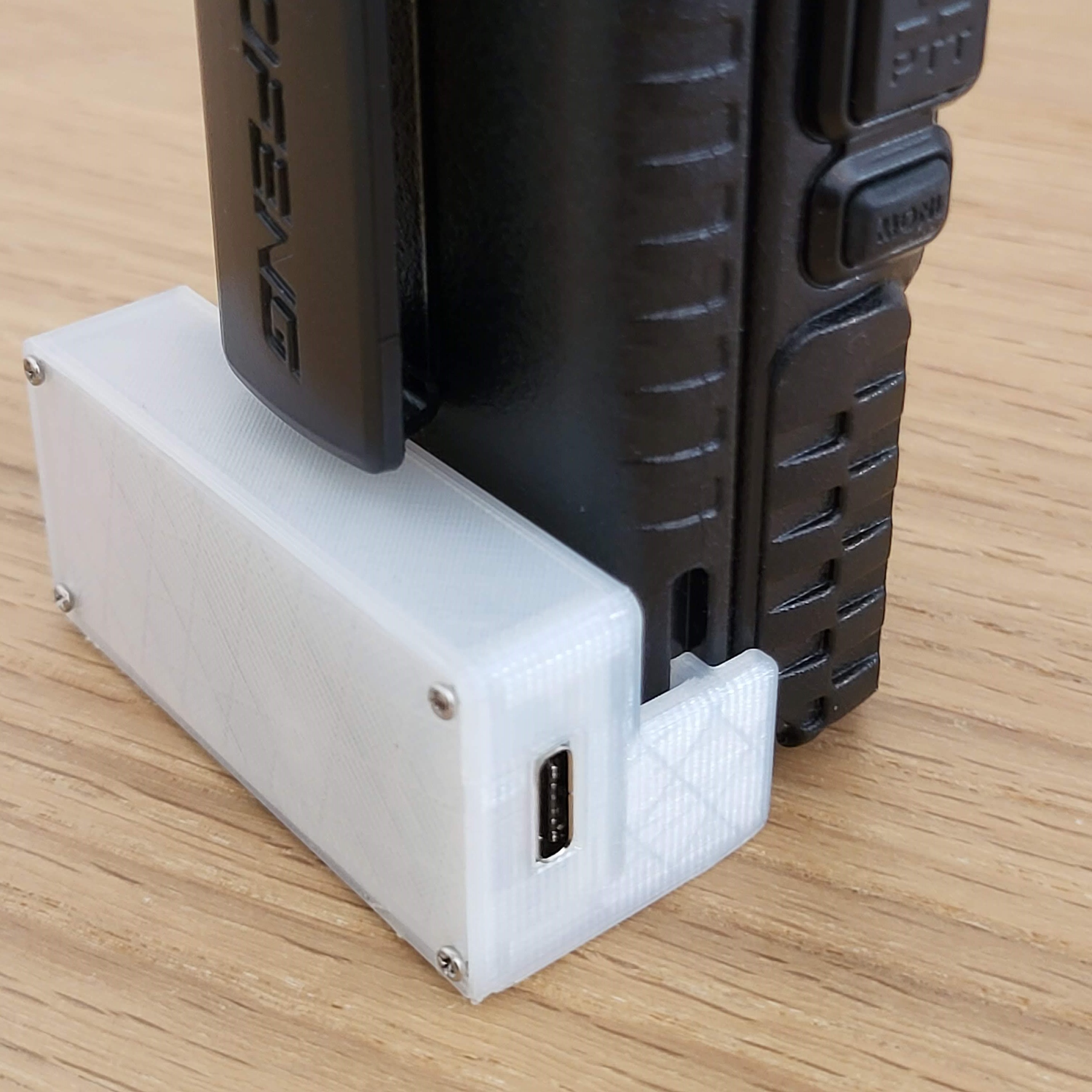USB-C Portable Charger for BaoFeng UV-5R Radio