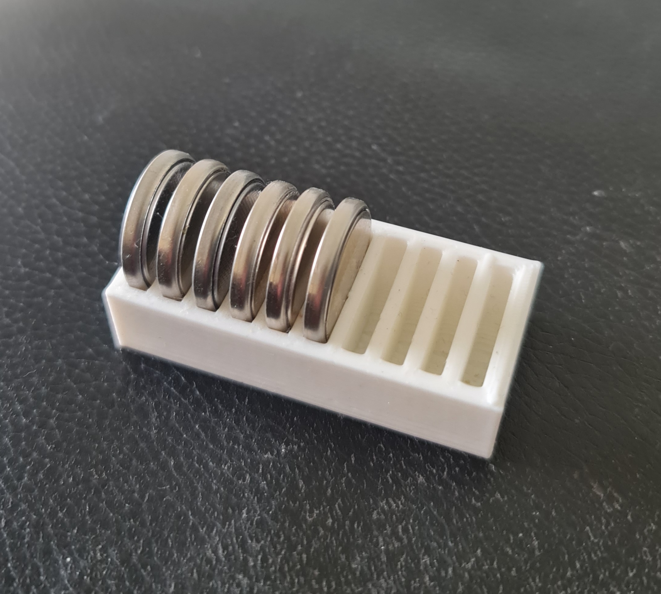 CR2032 battery holder