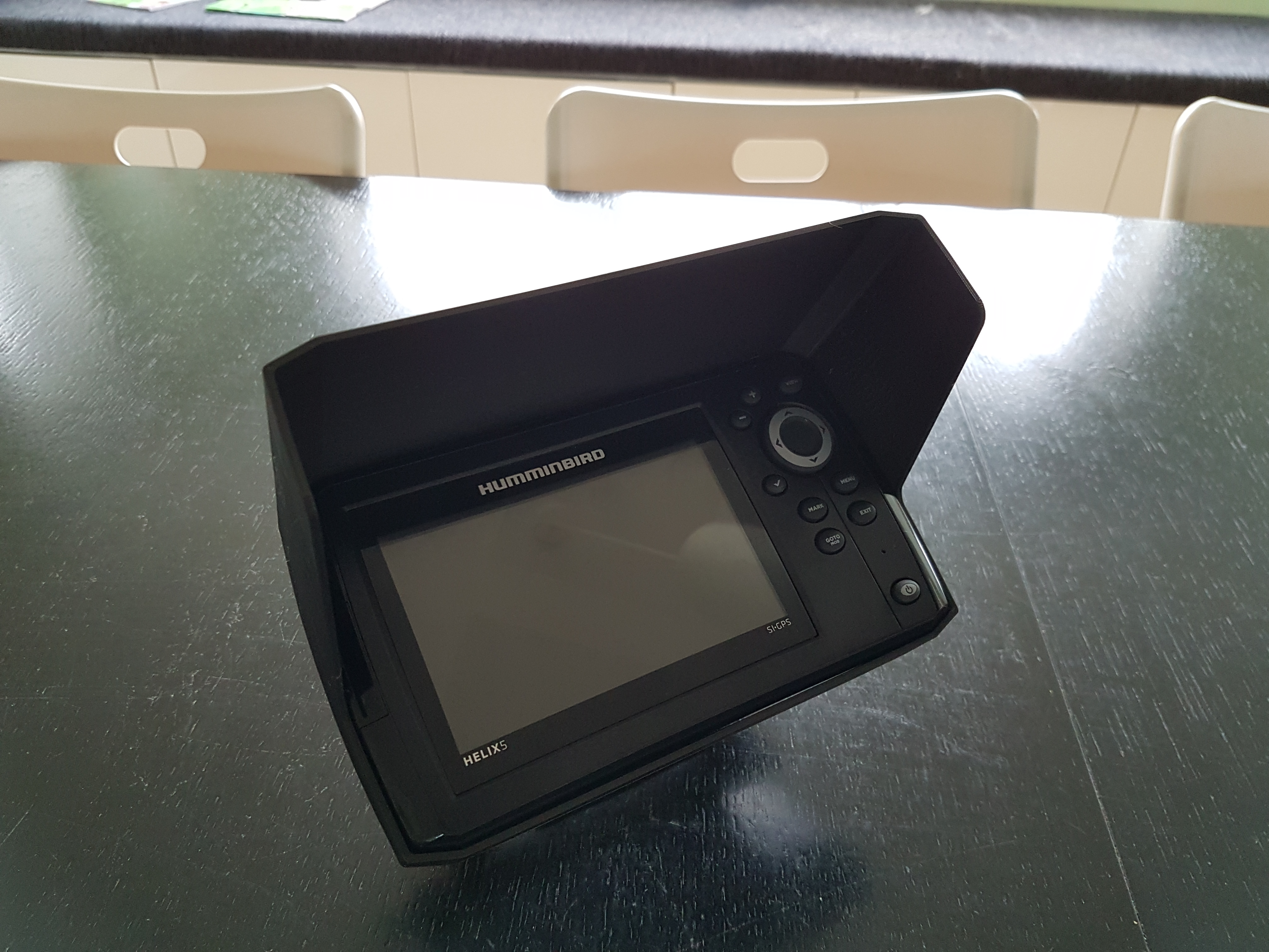 Humminbird Helix 5 sunscreen and holder
