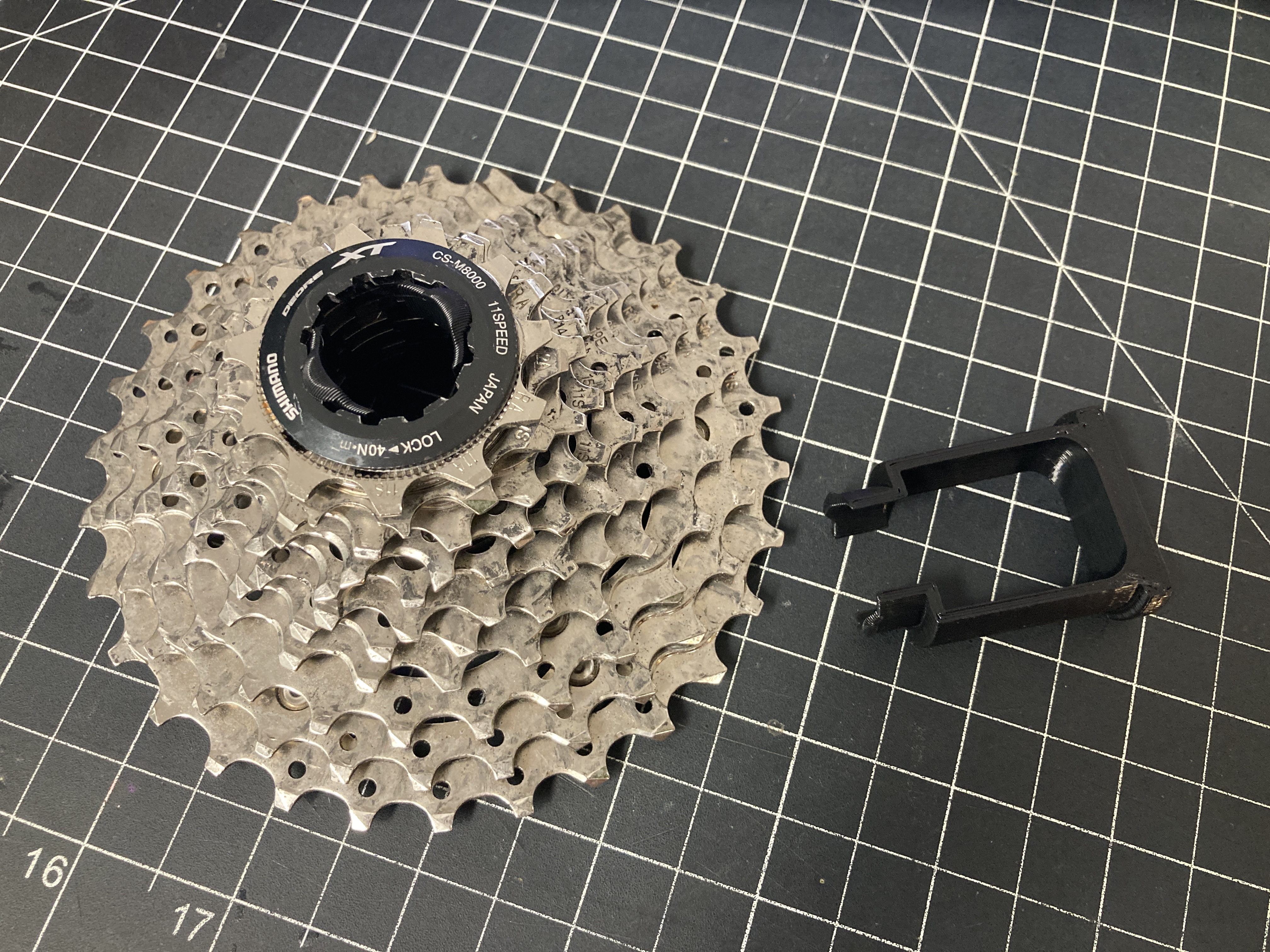 Holder for bicycle cassettes - Shimano, SRAM, etc