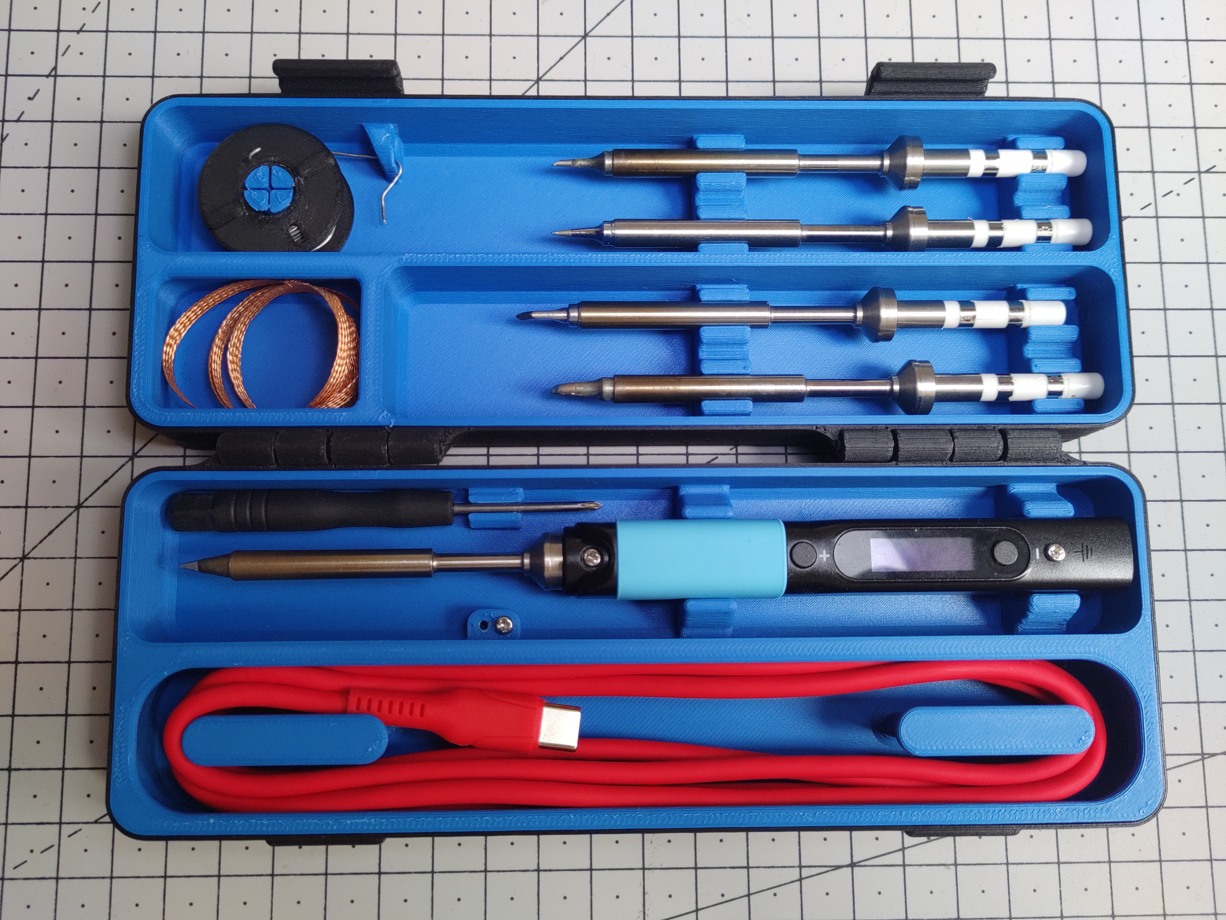 Pinecil Case (stores 4 tips, USB cable & accessories)