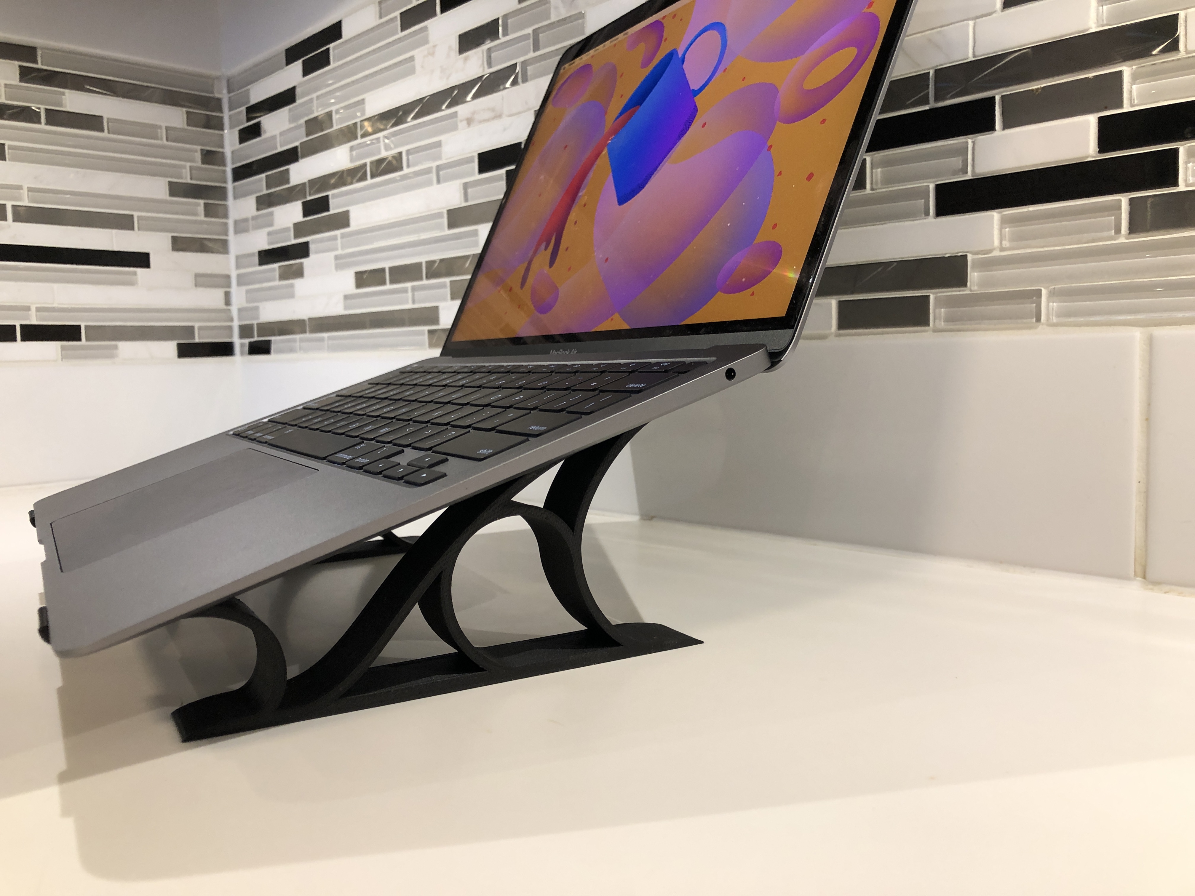 Laptop stand