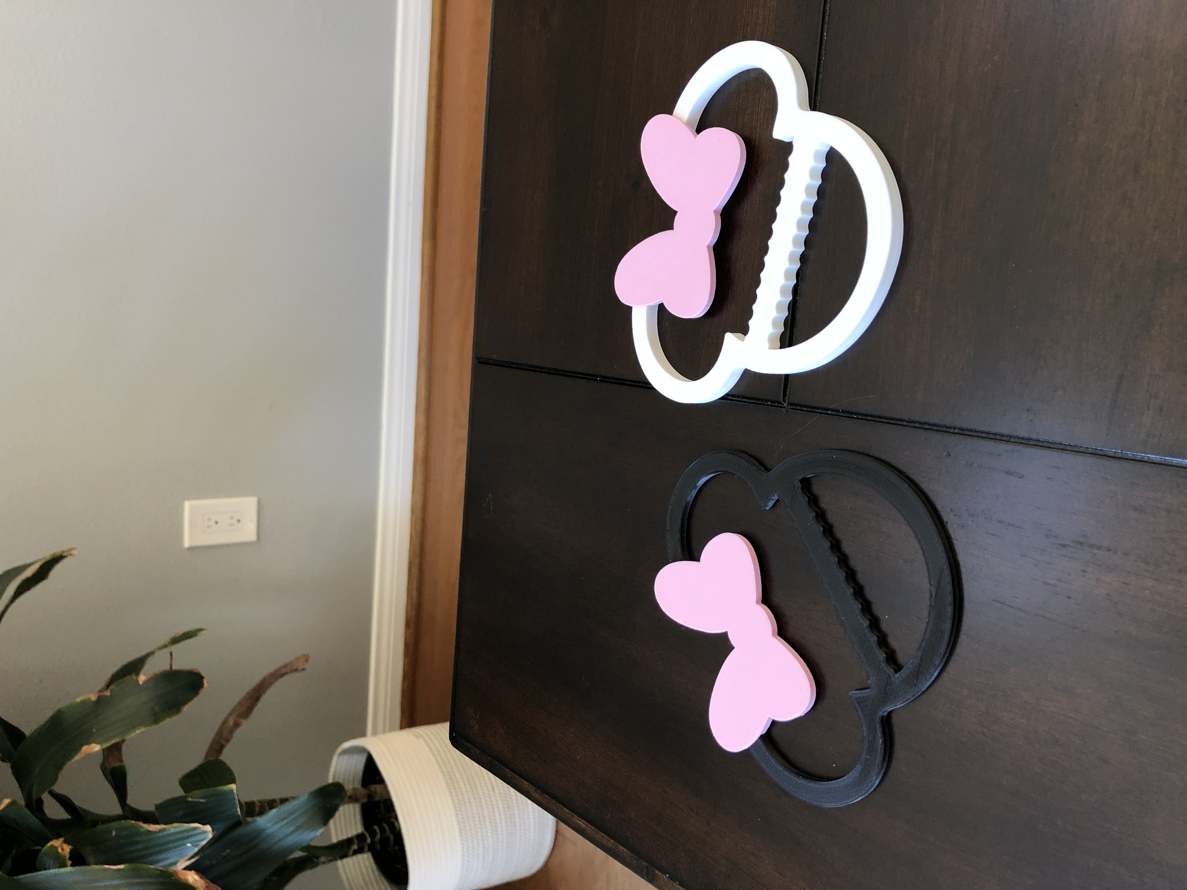 Minnie or Mickey Mouse Shirt Slide