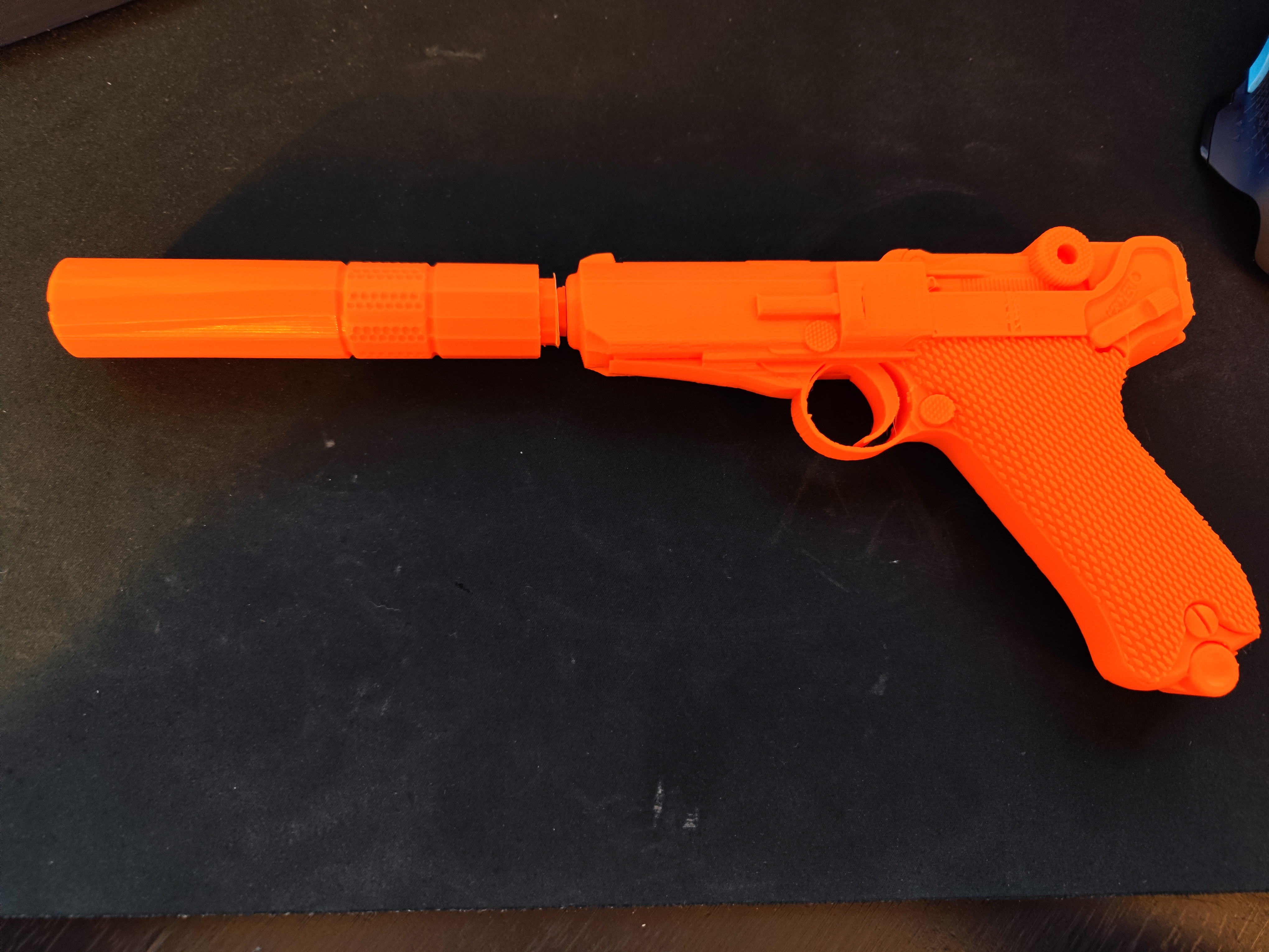 Loid Forger Gun