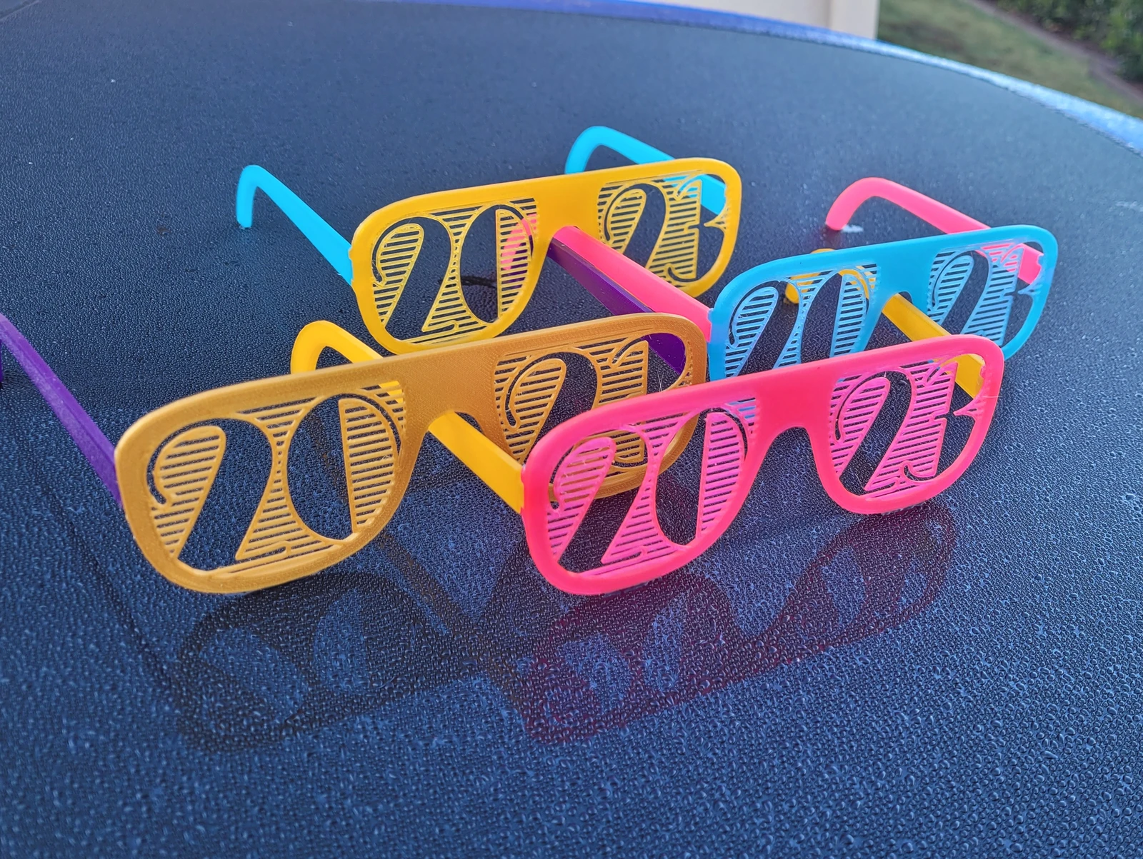 2023 Shutter Shades Omicron