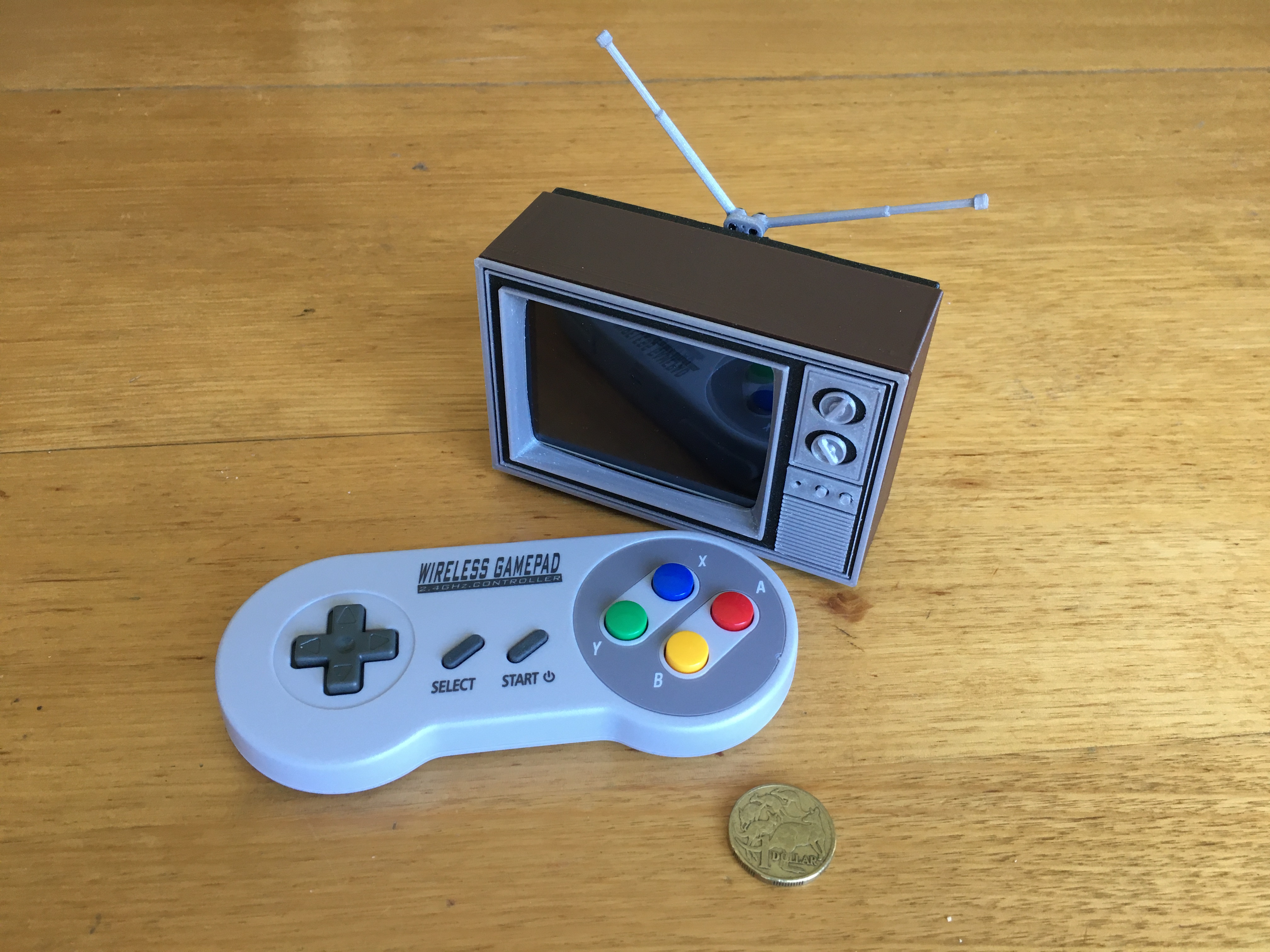 Retro TV Raspberry Pi case