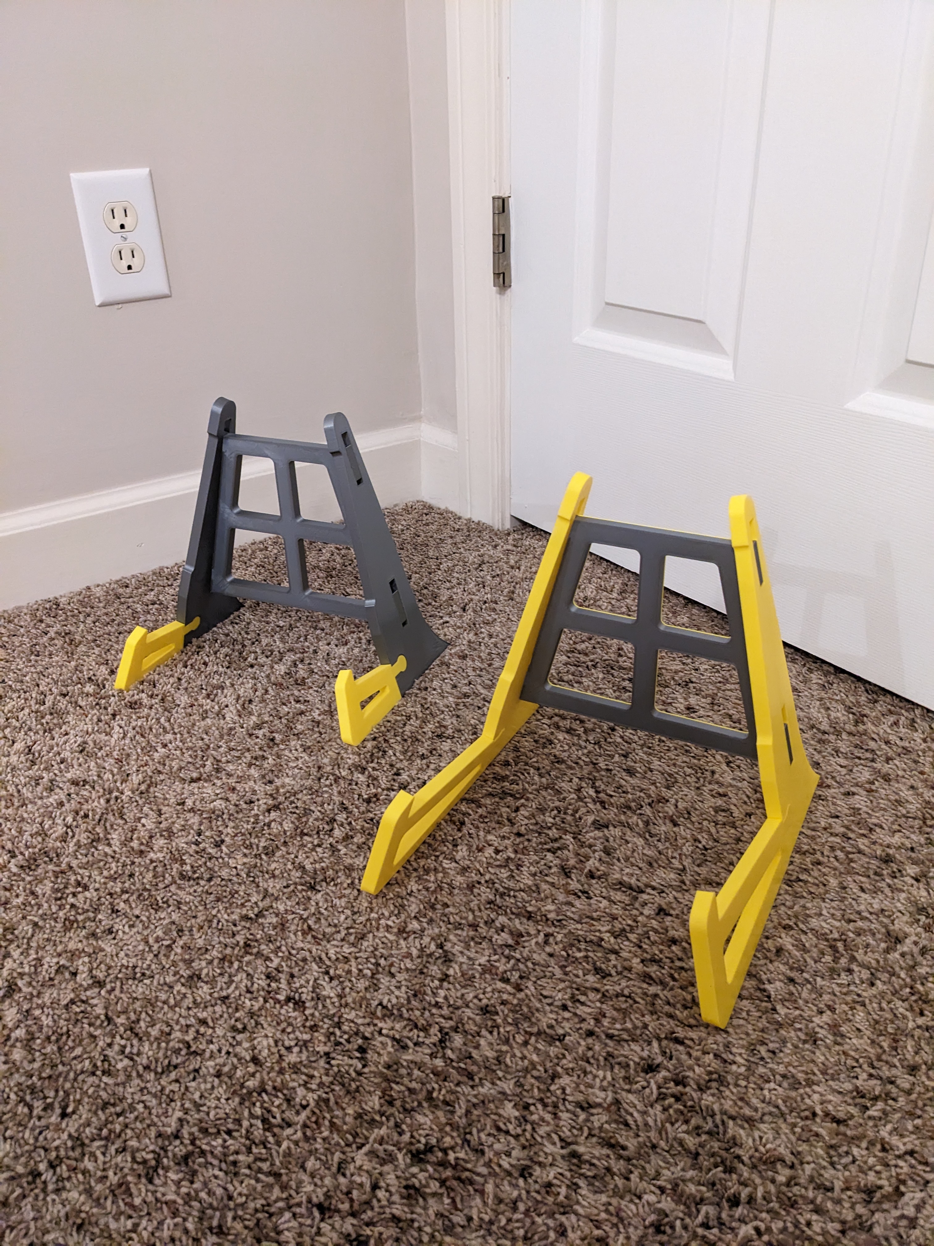 Guitar Stand - Sizes for Electric or Acoustic