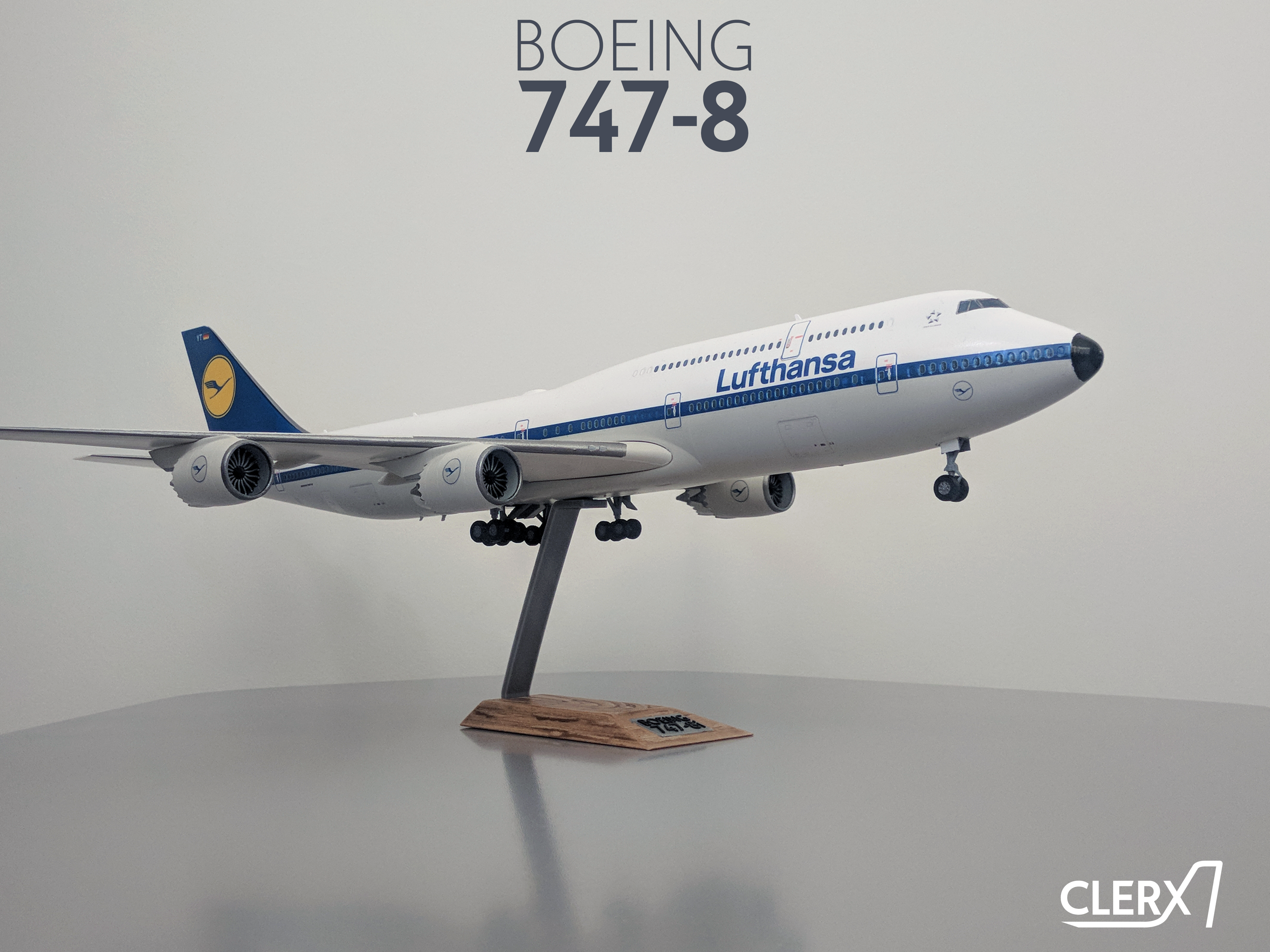 Boeing 747-8 - 1:144