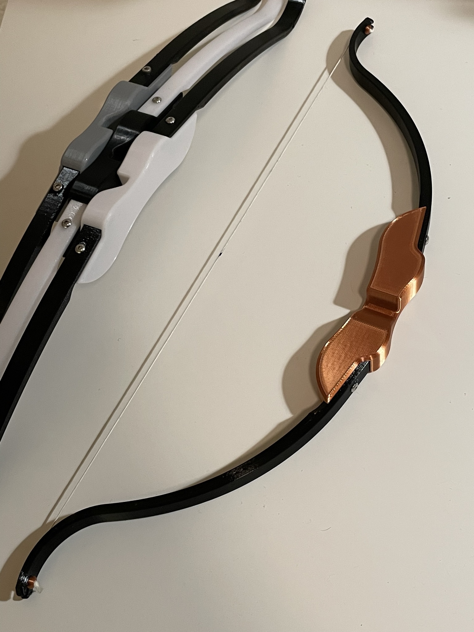 Mini recurve bow