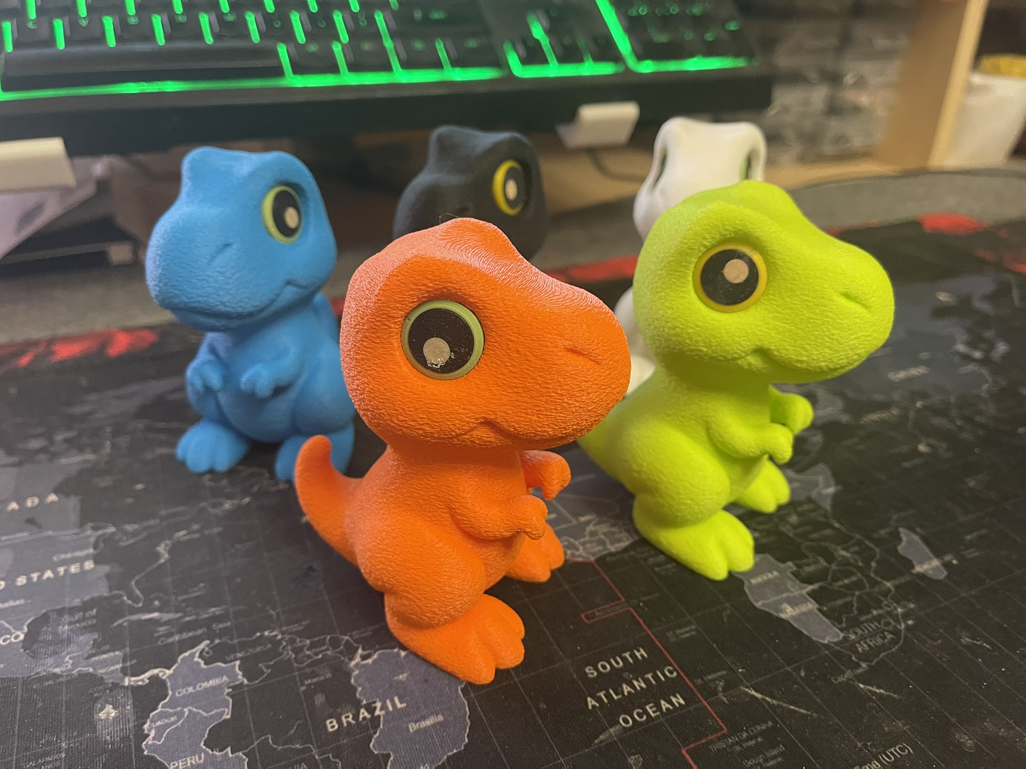 Cute TβRex Robbie β (cartoon, noAMS)