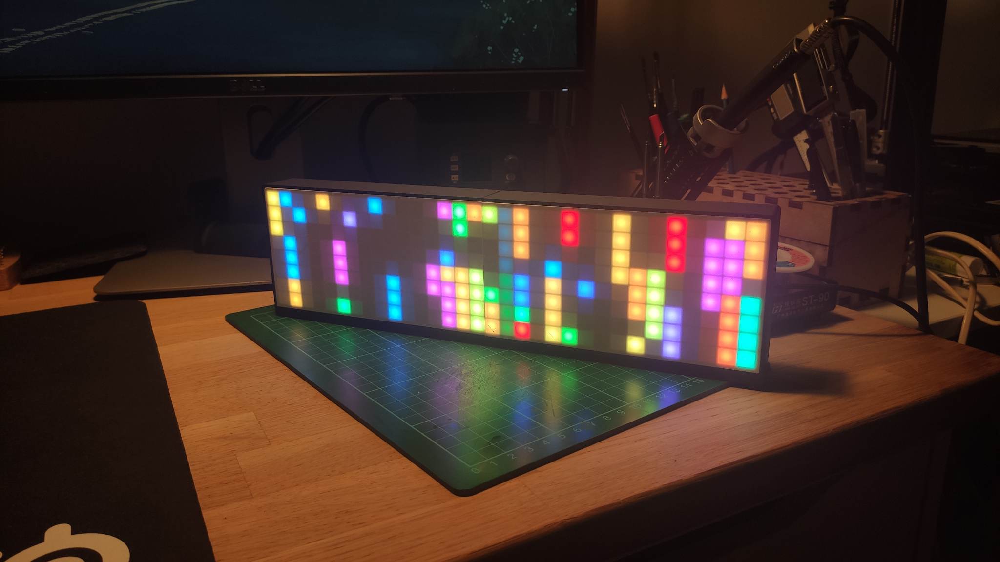 BIFRΓST - LED matrix case