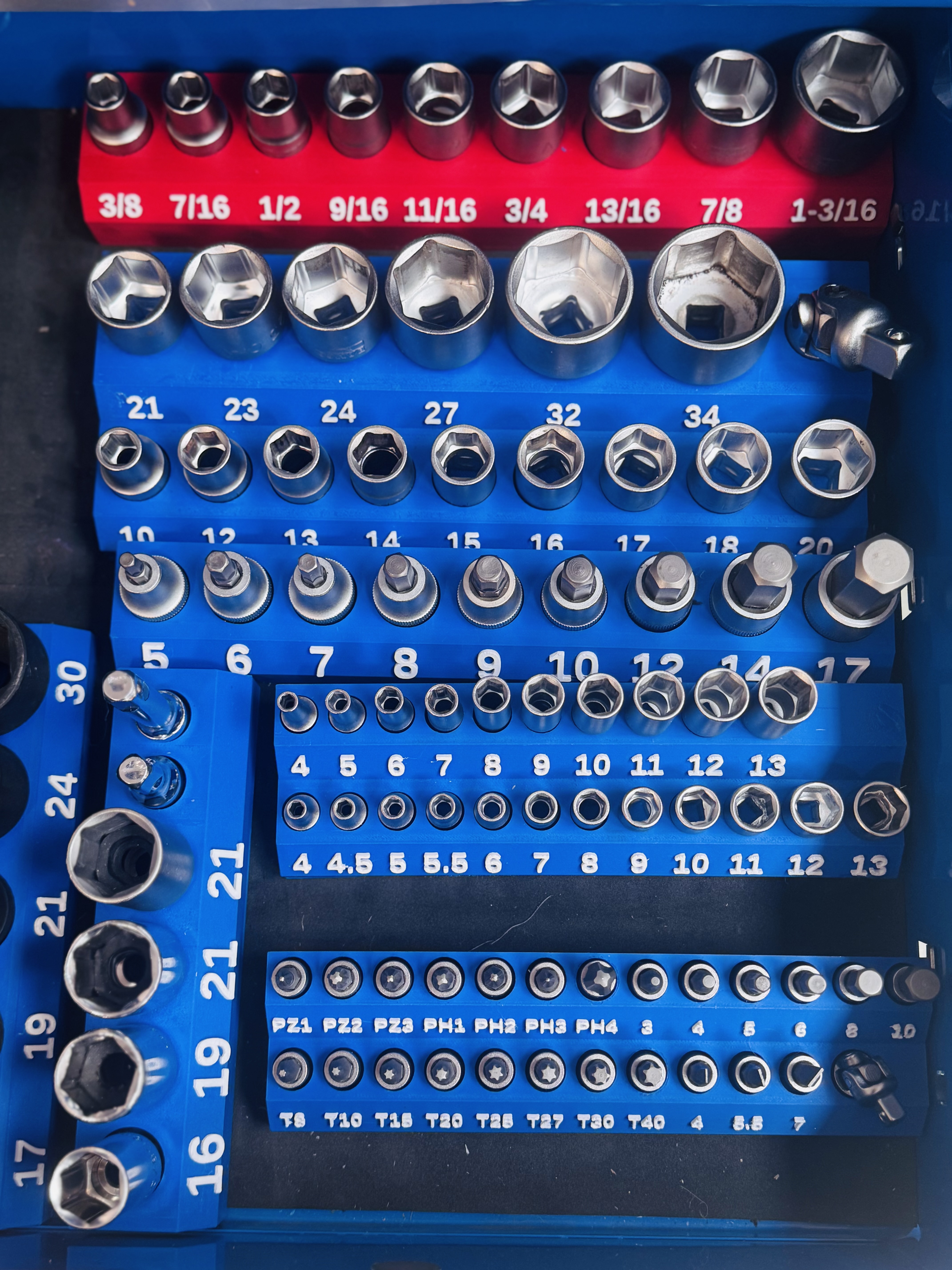 Magnetic Socket Organiser - Parametric OpenSCAD