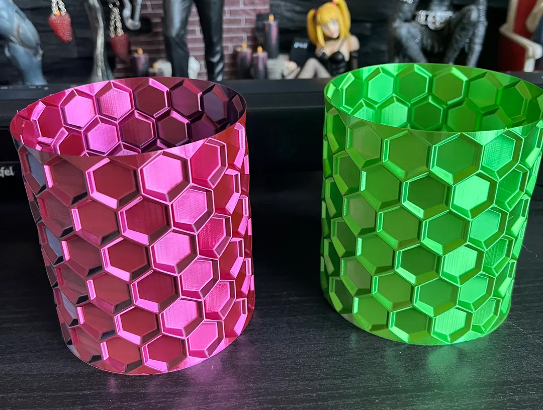 ⬑ Honeycomb Spiral Vases