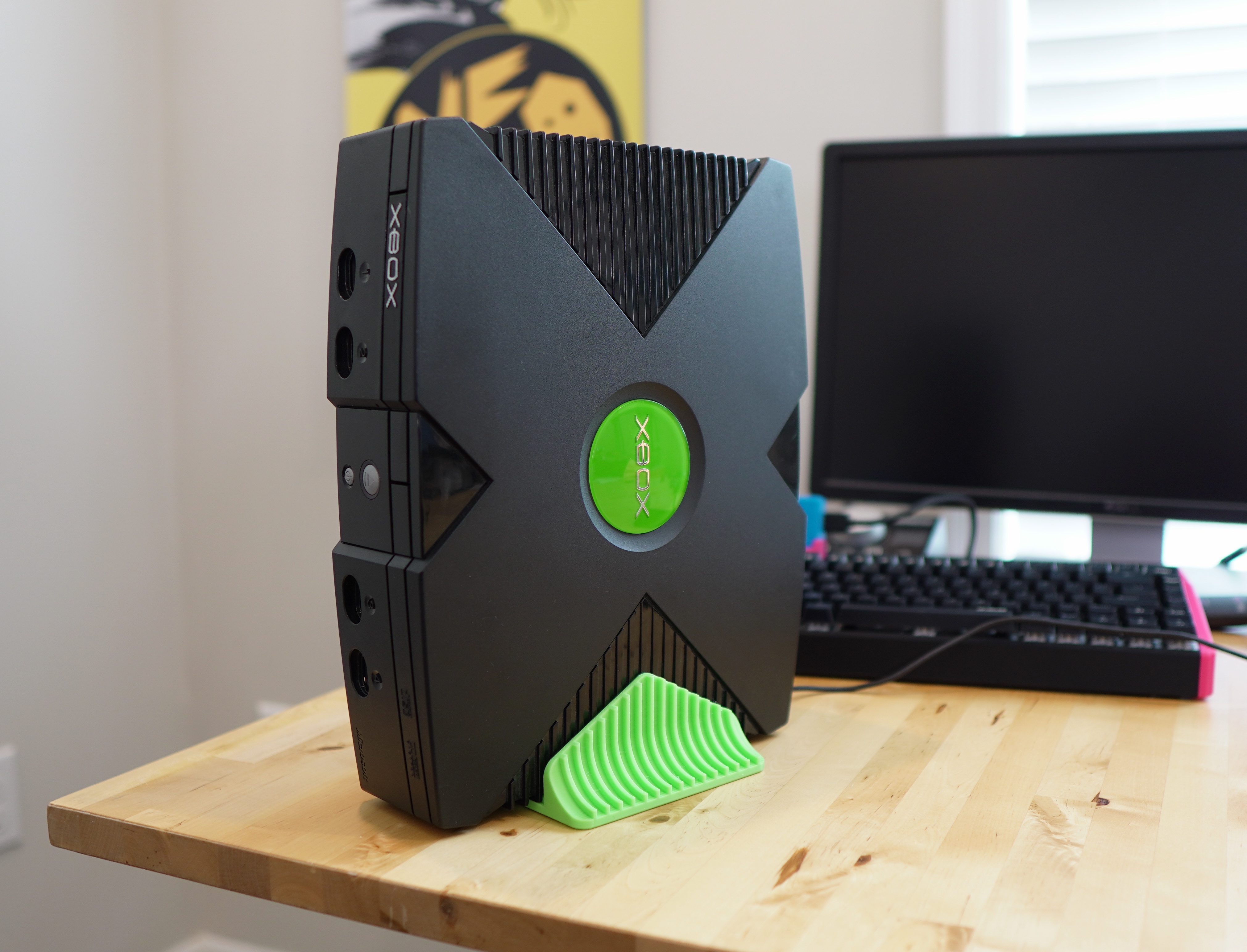 Original Xbox Vertical Stand