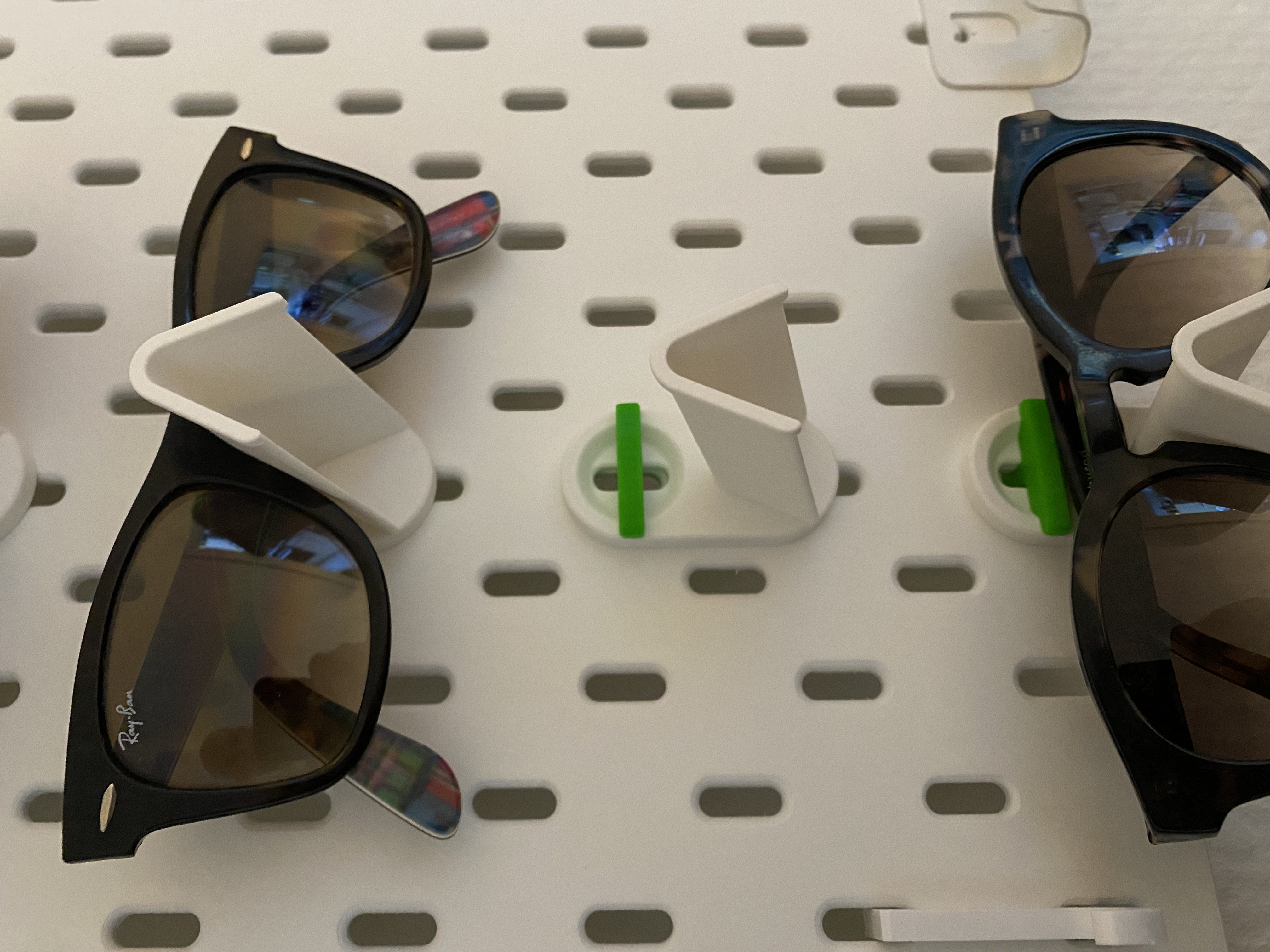 Glasses and sunglasses holder for Ikea Skadis