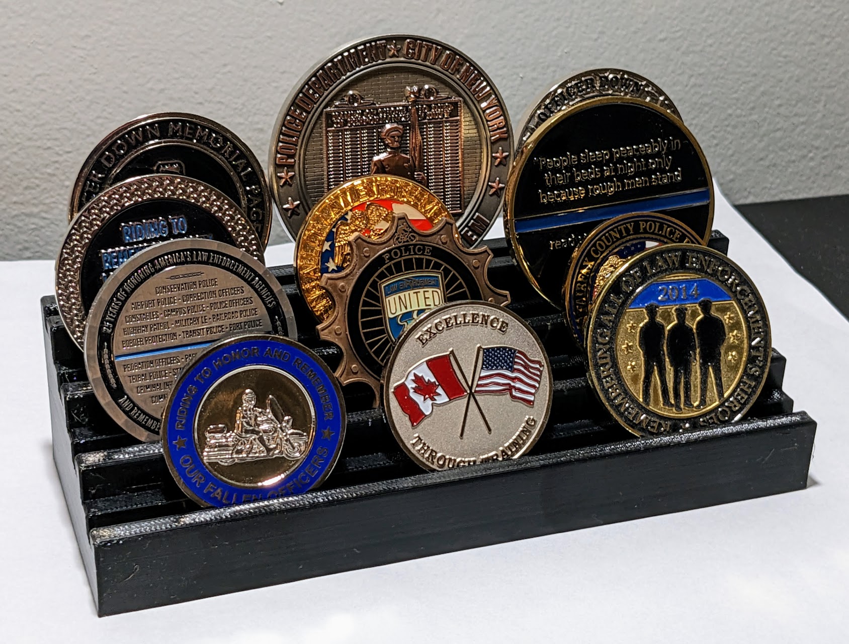 Parametric Challenge Coin Display