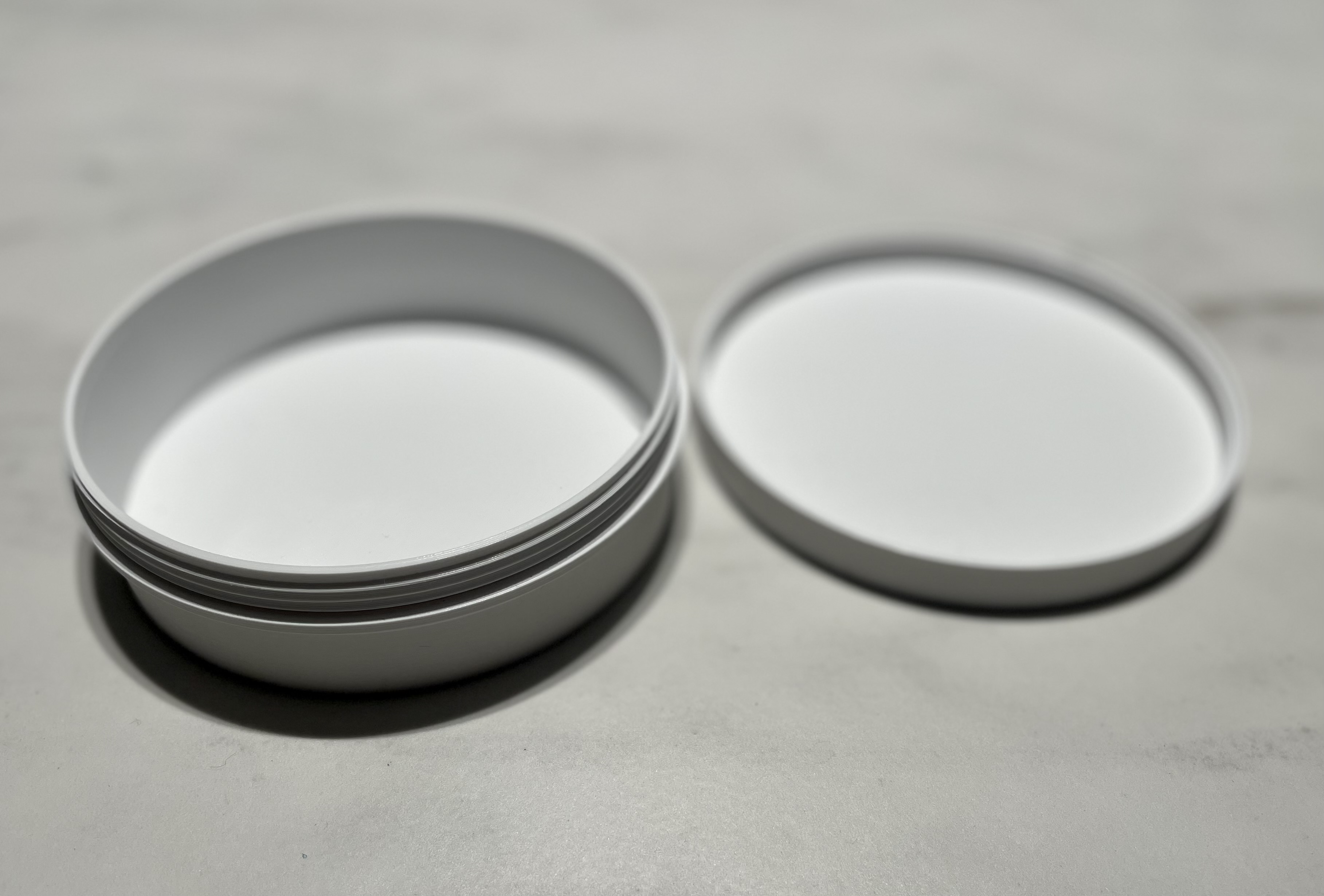 Parametric OpenSCAD Round Container Jar with a screw lid