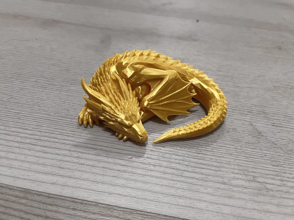 sleeping dragon Low poly high detail miniature dnd