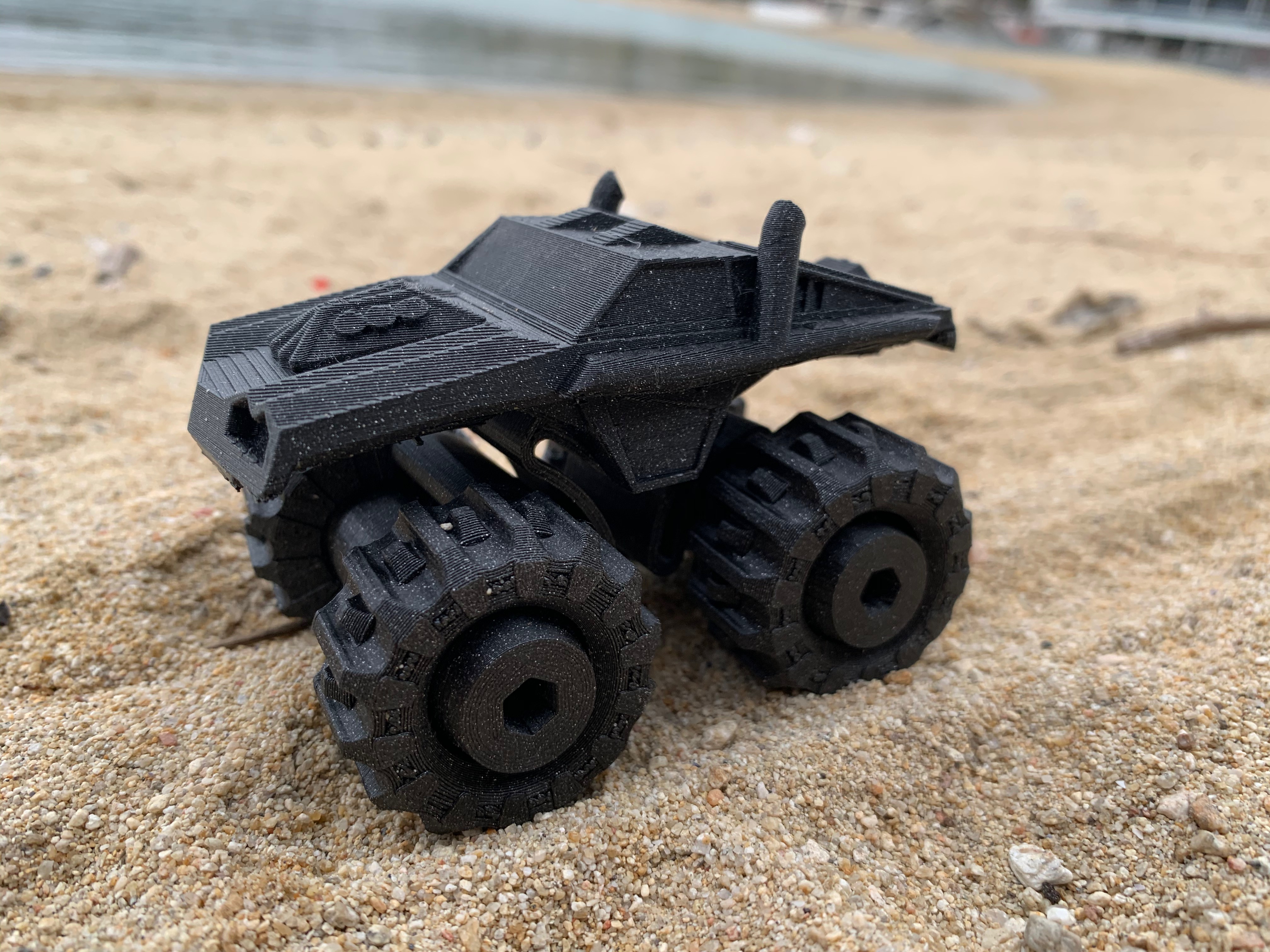 DedoYaga - Tough Monster Truck