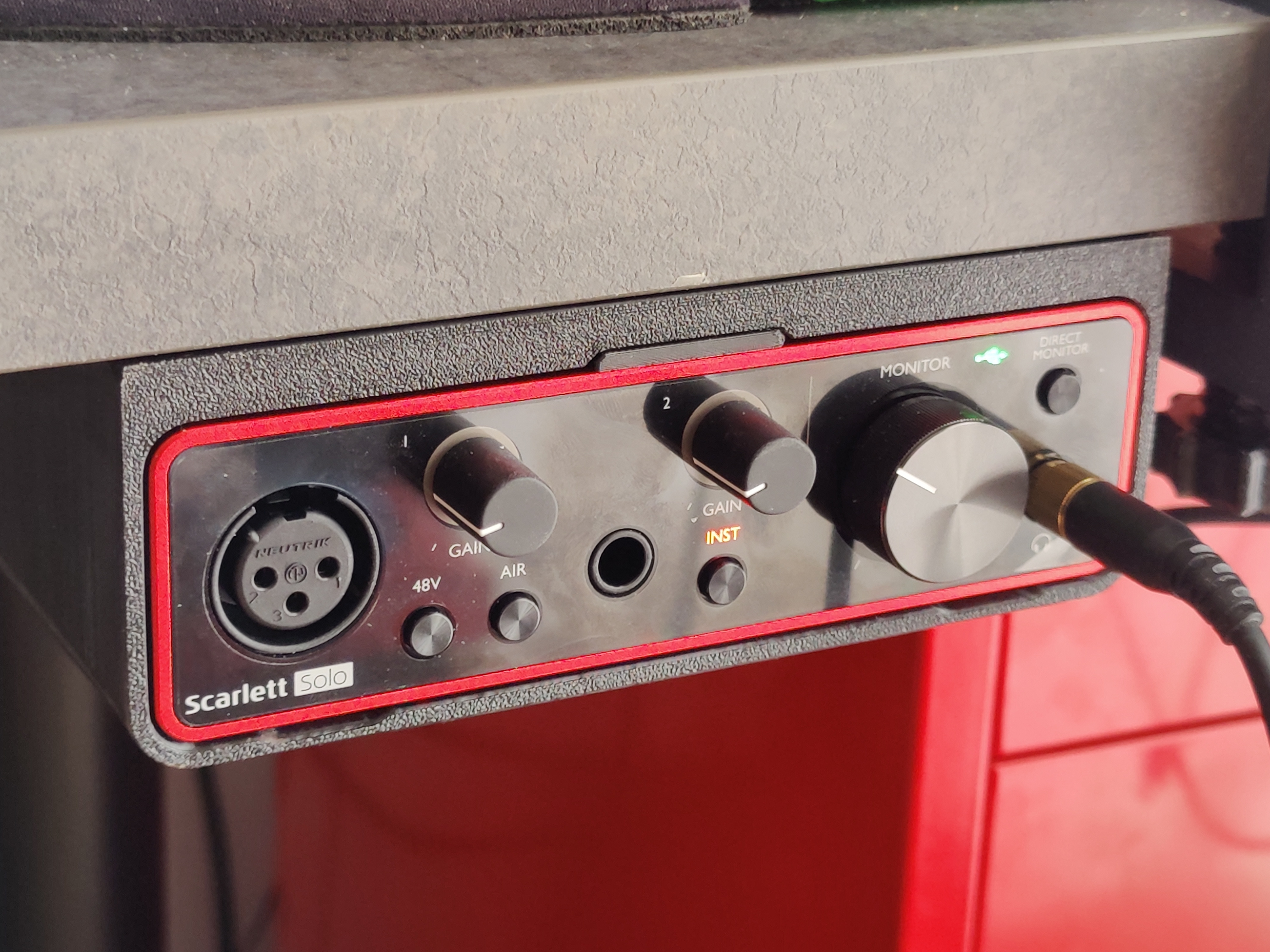 Universal Focusrite Scarlett Solo (3rd Gen) Mount