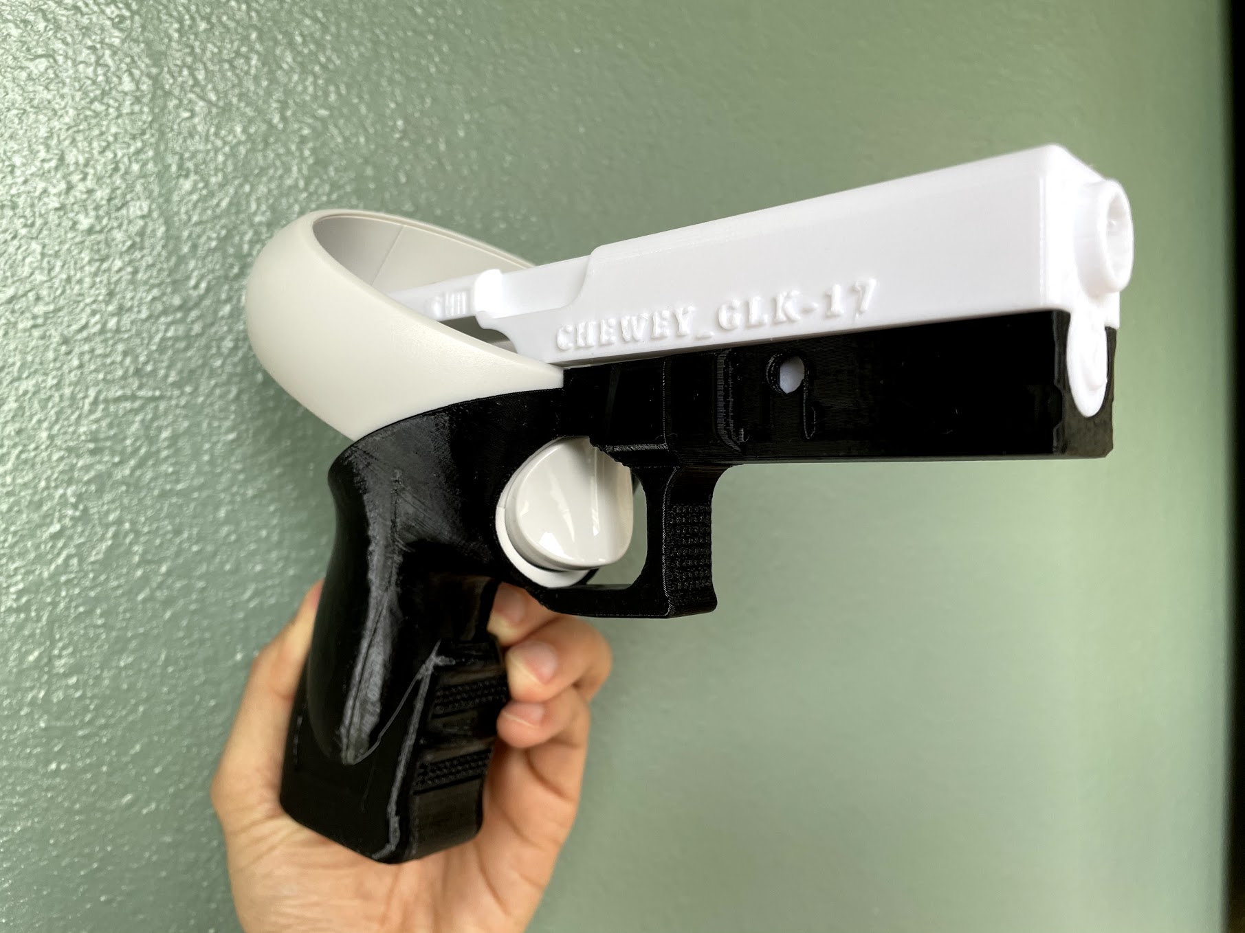 Oculus Quest 2 VR pistol grip - Fits Quest 3 controllers