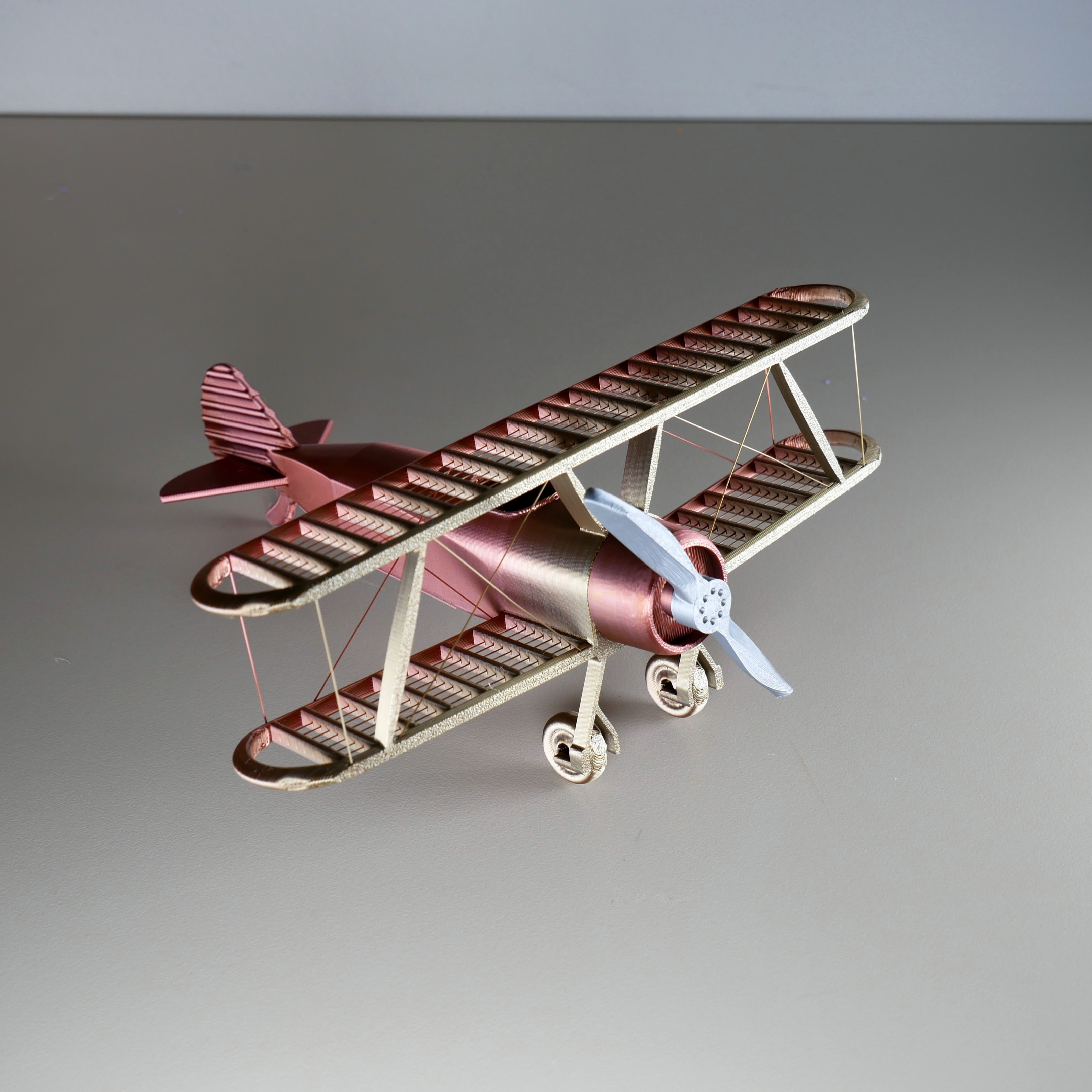 String Biplane: No Supports