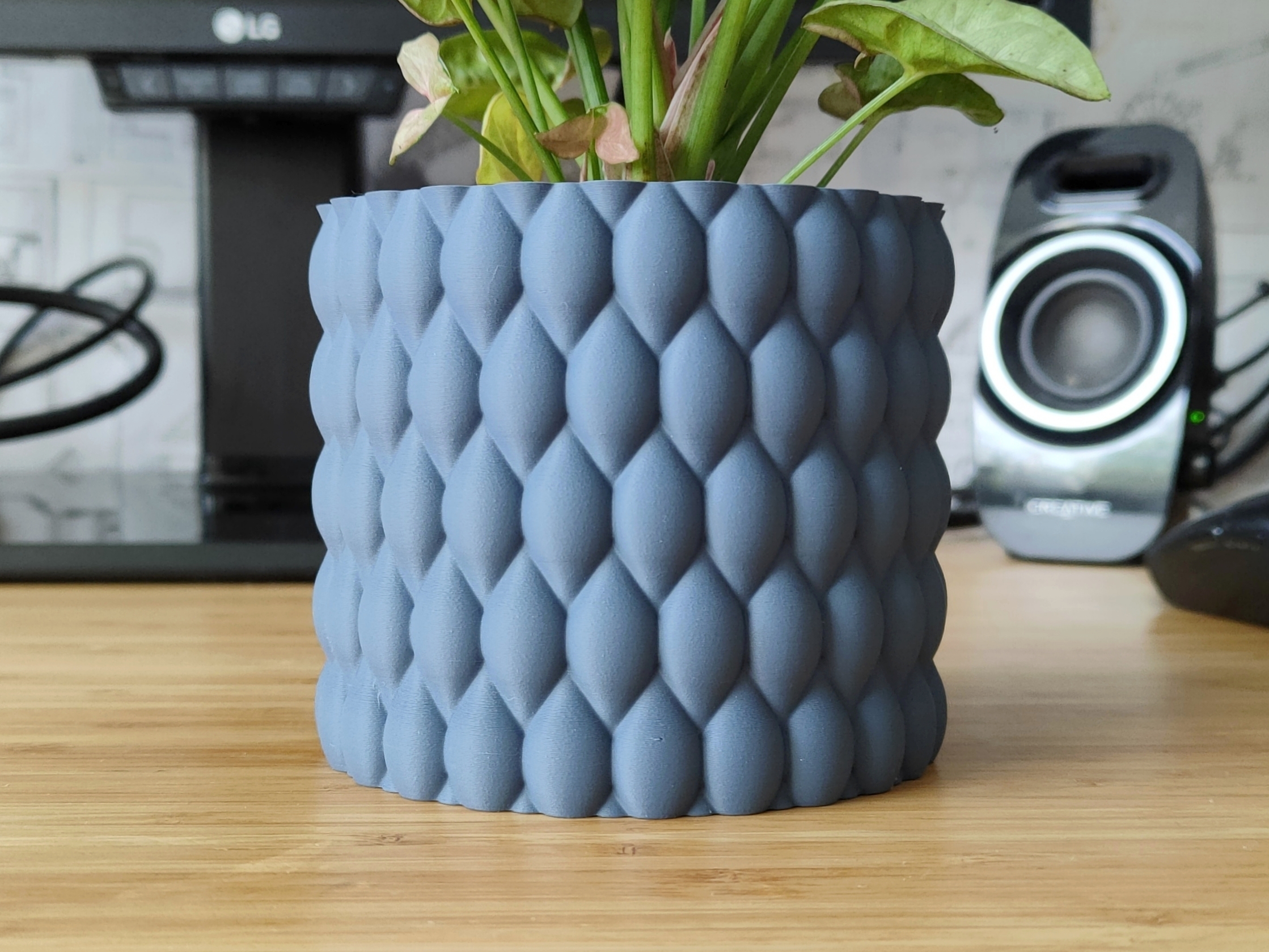 Bourbonic Tears Pot and Planter - Vase mode design