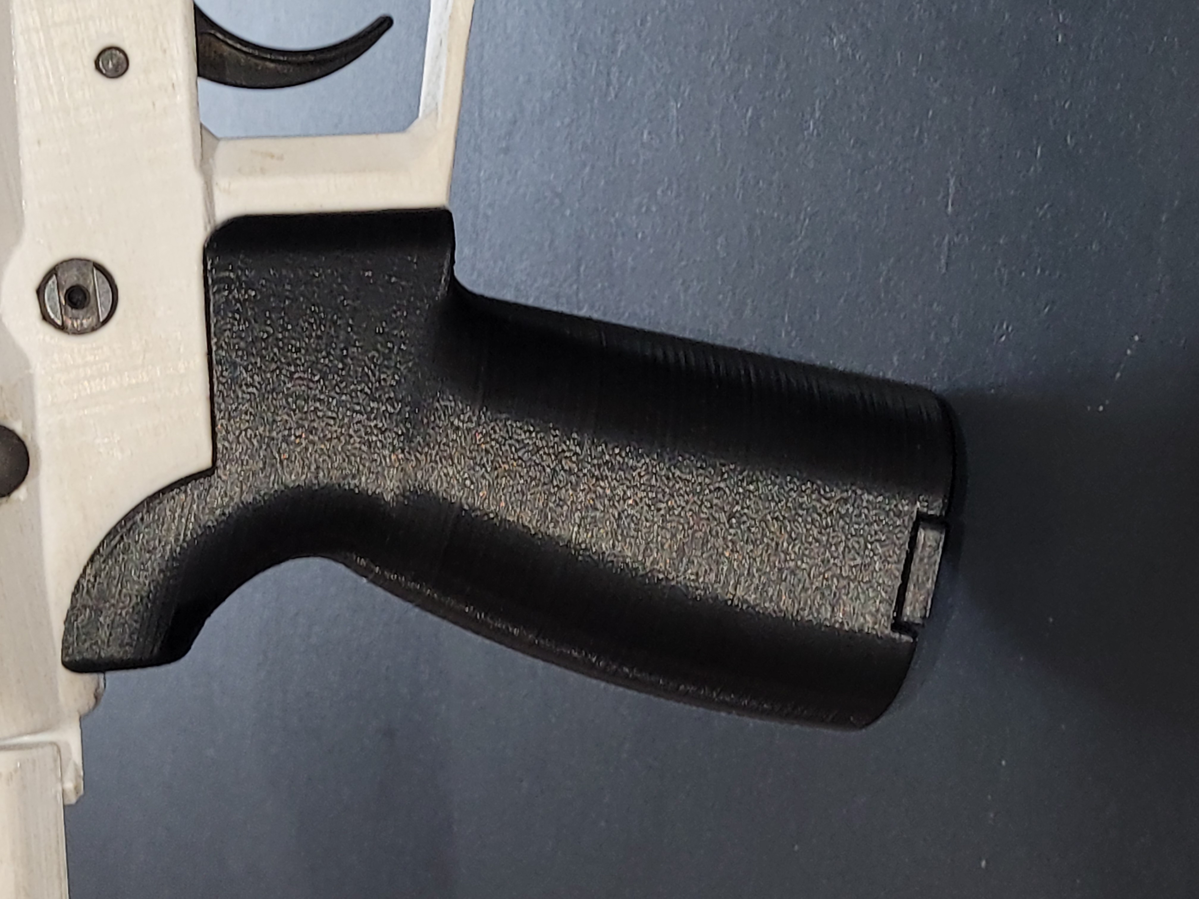 MIG Reduced Angle AR 15 style Grip 1.1 w/storage