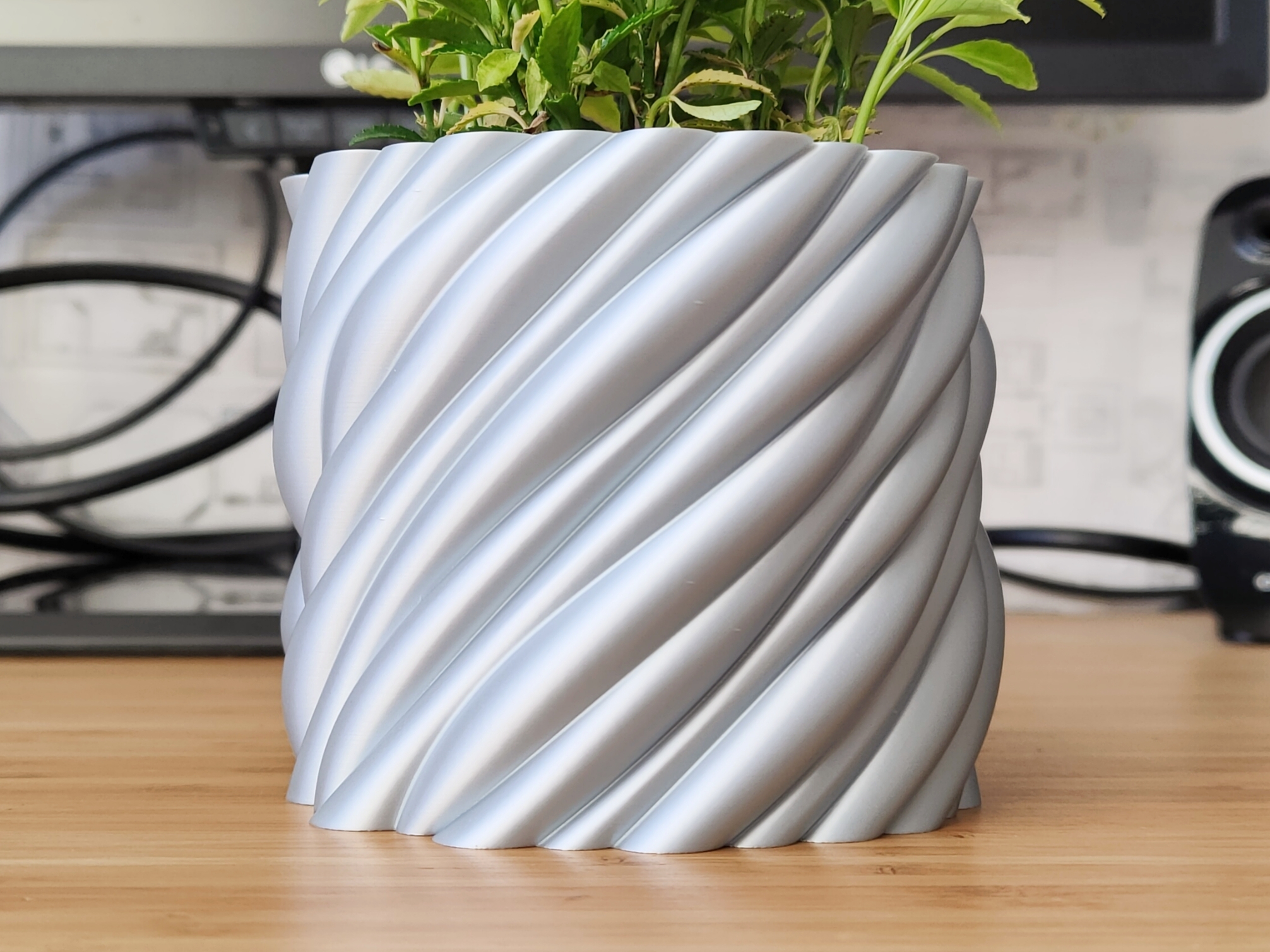 Tornado Plant pot and Planter - Vase mode design