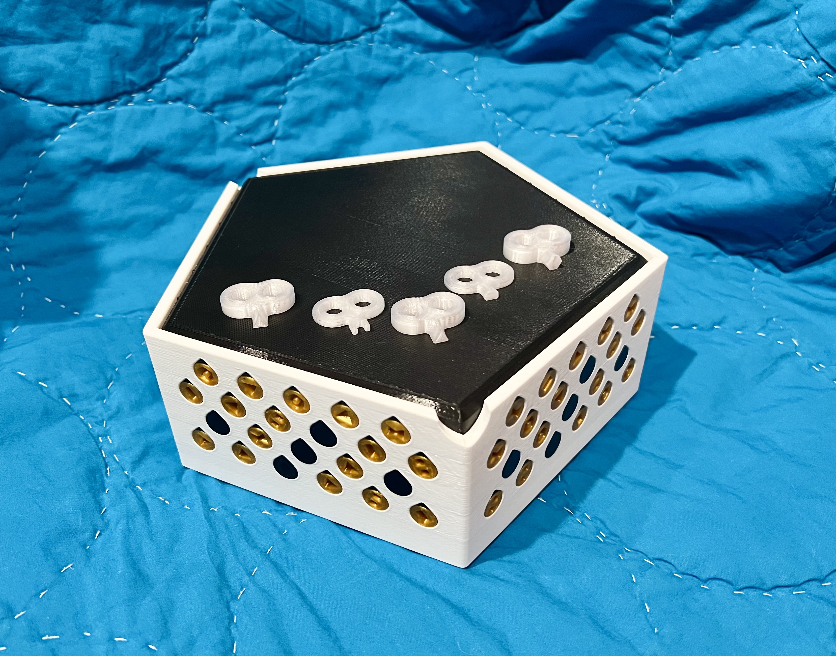 Evil Gift Box - 350 screws!
