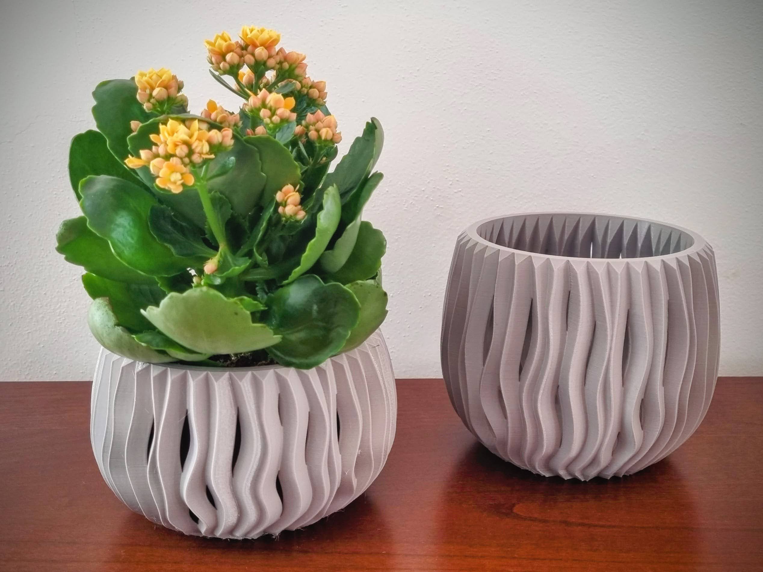 Modern planter
