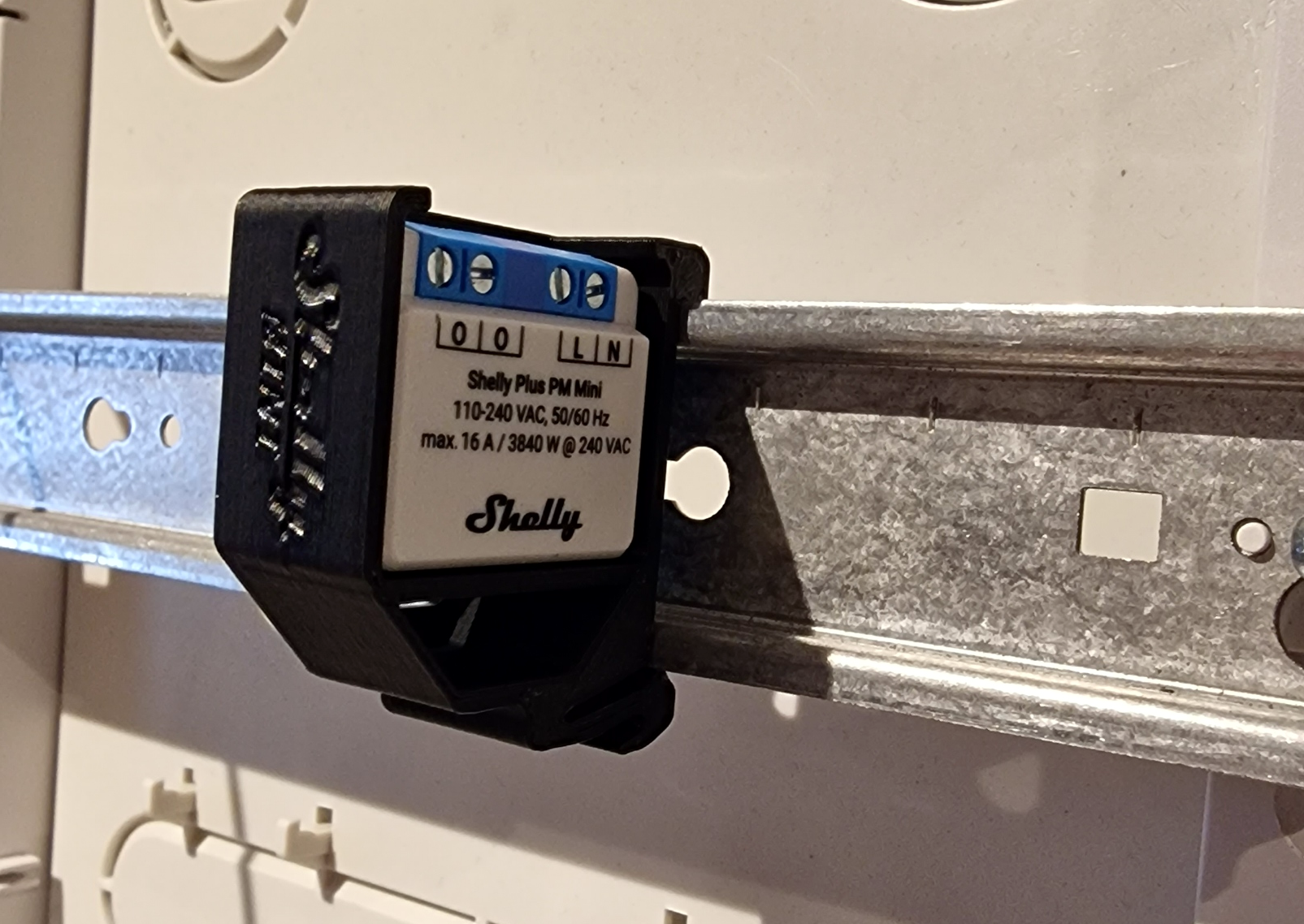 Shelly Mini Din Rail Mount